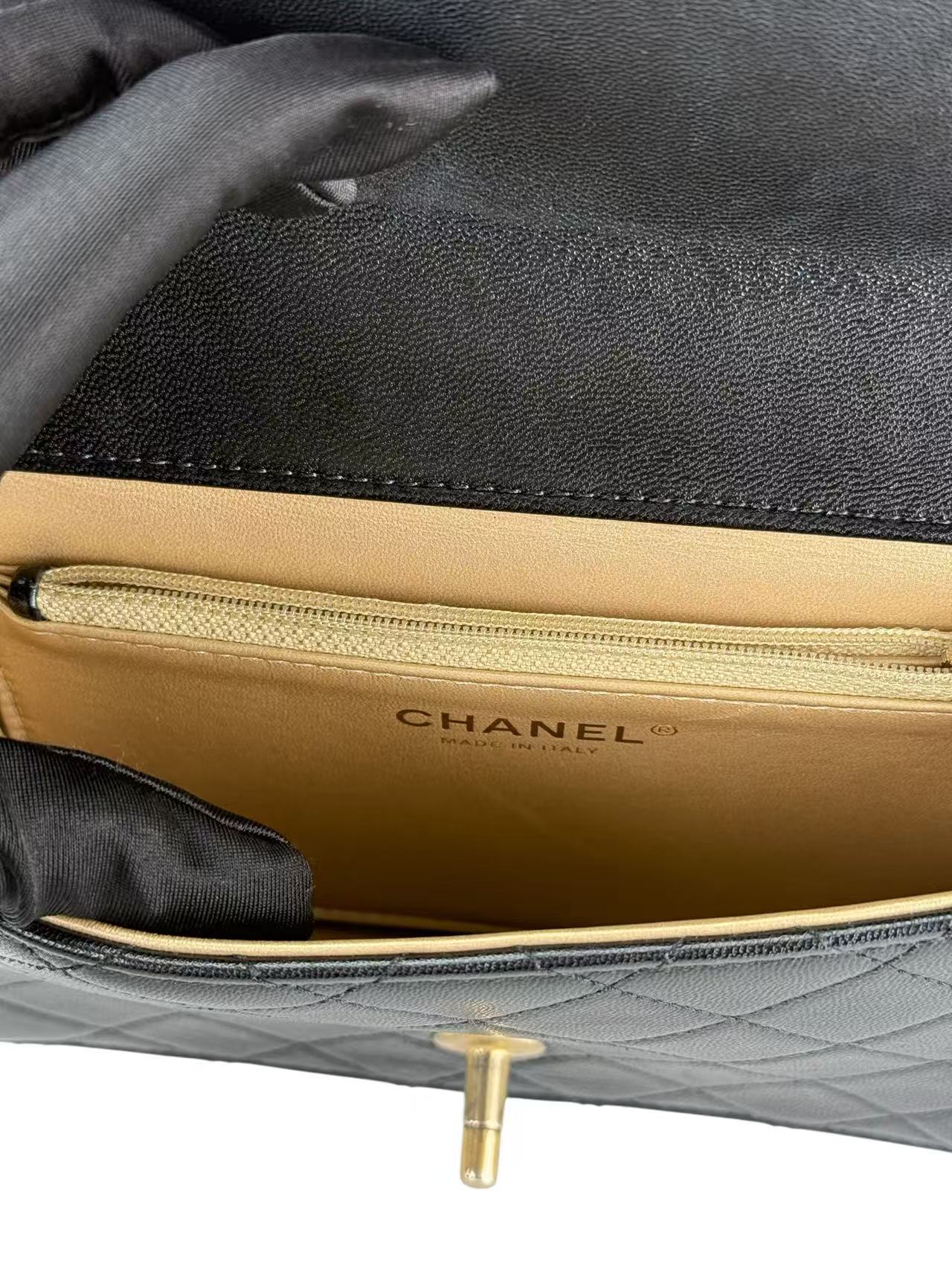 CHANEL - Calfskin Quilted Small Chic Pearls Flap Bag Black