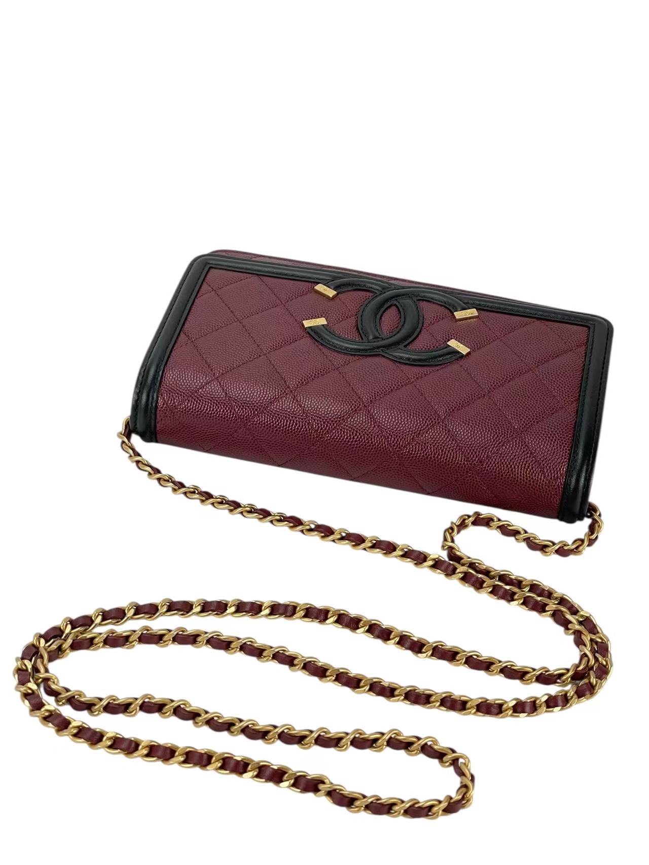 CHANEL - Red Caviar Quilted CC Filigree Wallet On Chain (WOC) 