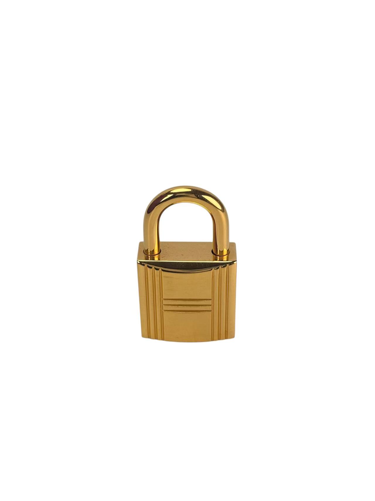 HERMES - Birkin 30 Anemone P9 Togo Gold Hardware 