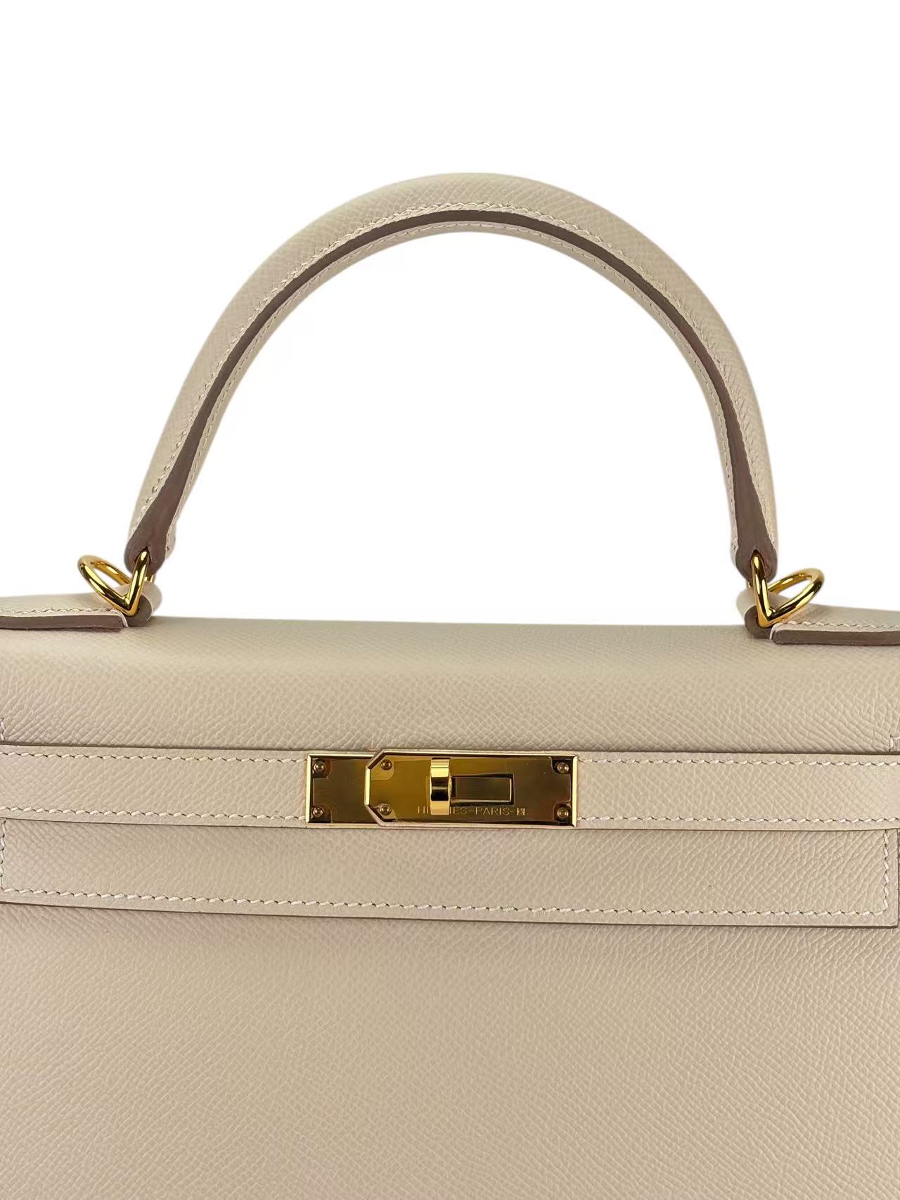 HERMES - Kelly 28 Craie 10 Epsom Gold Hardware – Camellia Vintage