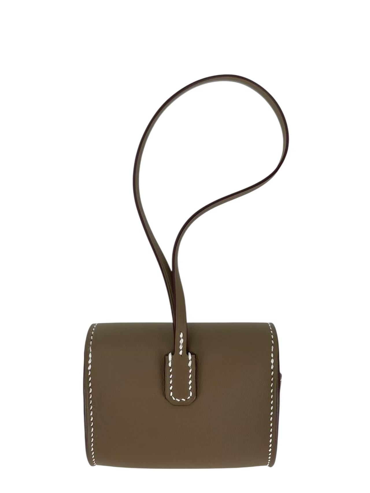 HERMES - Kelly Festival Etoupe Swift Bag Charm SHW K (2025
