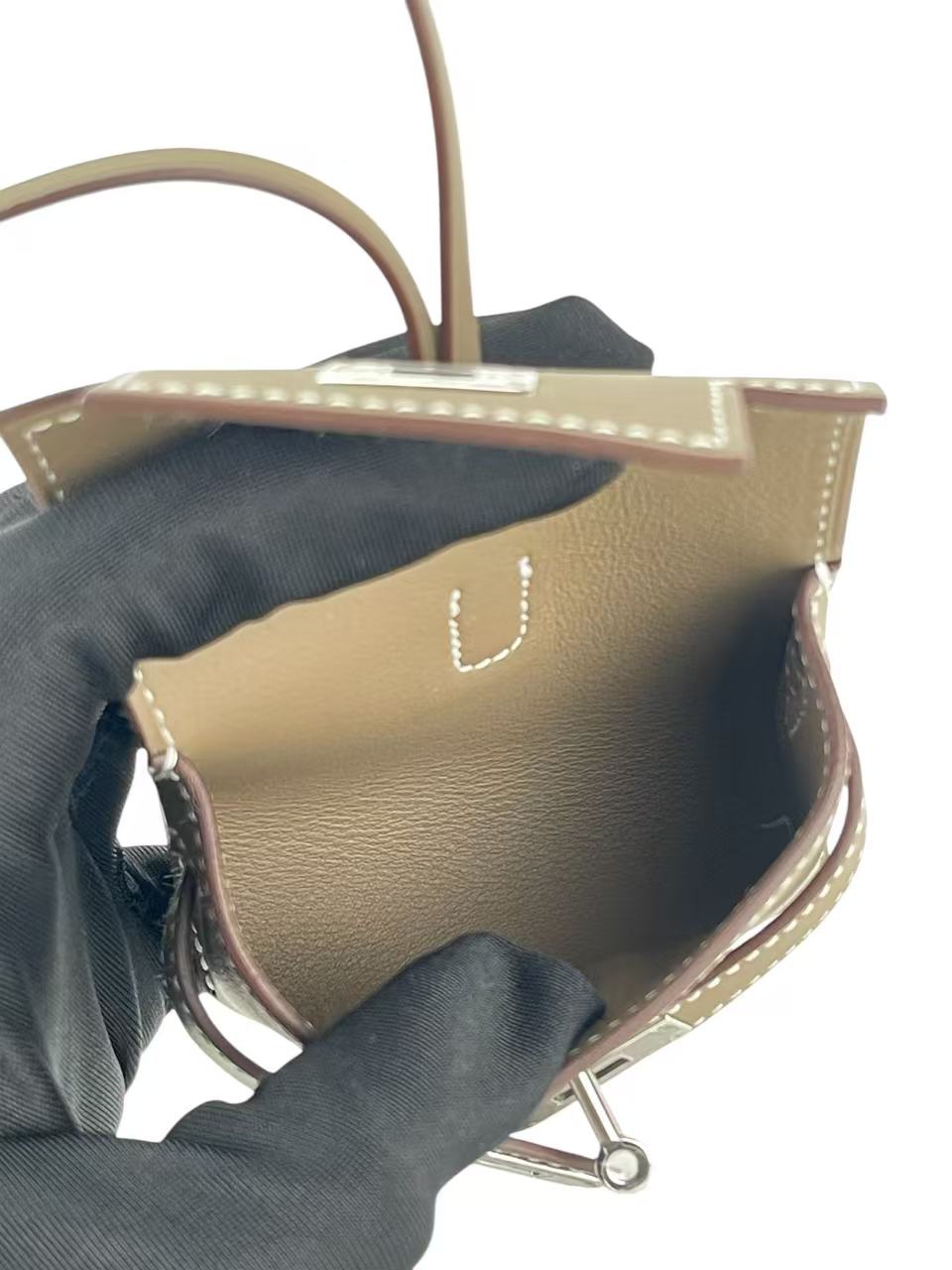 HERMES - Kelly Festival Etoupe Swift Bag Charm SHW K (2025)