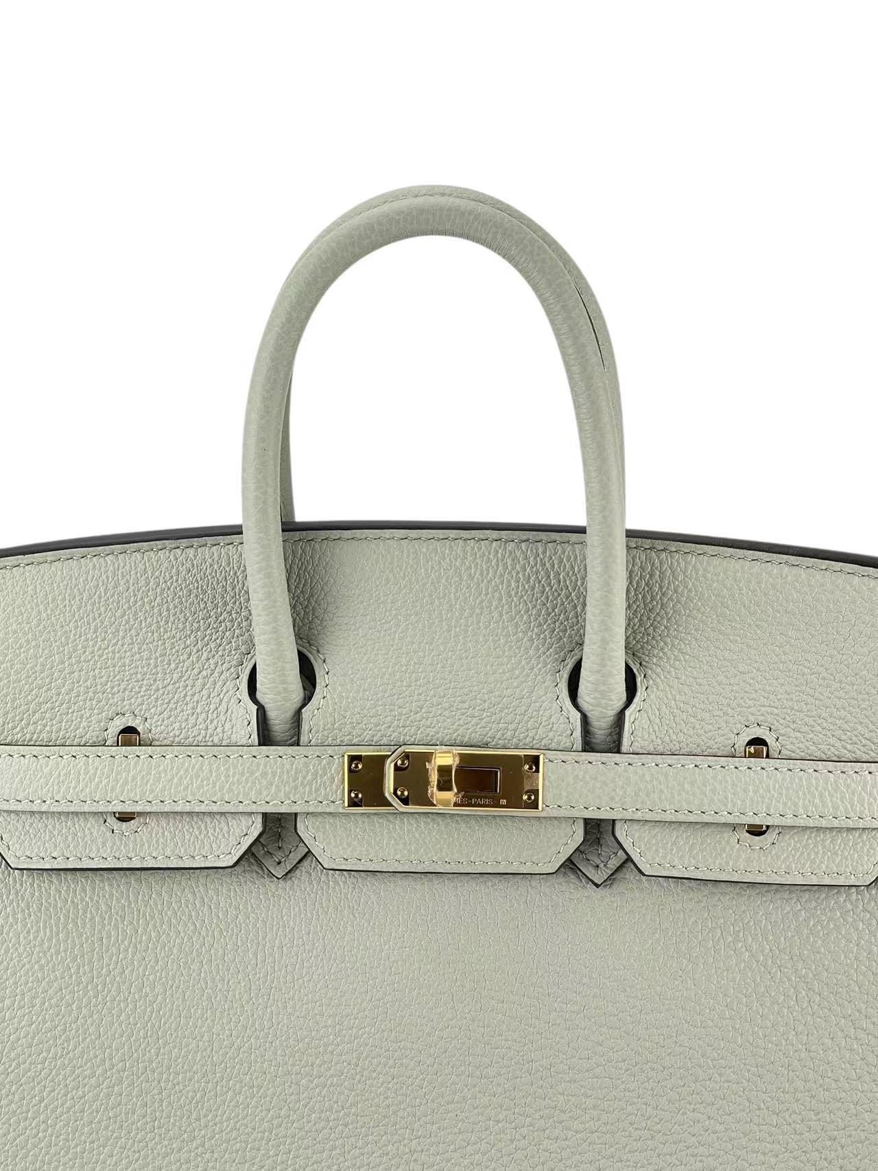 HERMES - Birkin 25 Gris Neve Togo Gold Hardware