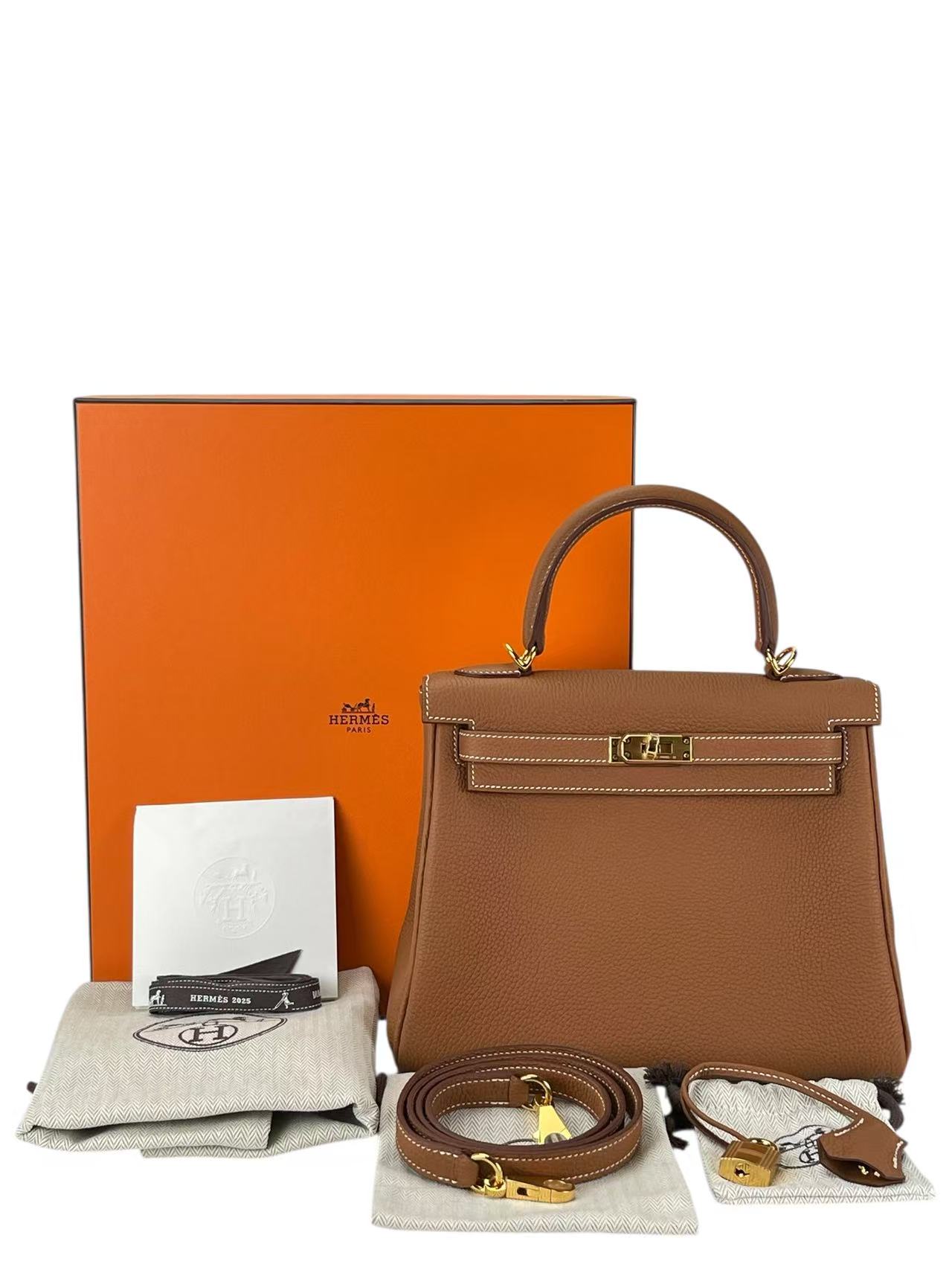 HERMES - Birkin 25 Gold Togo Gold Hardware 