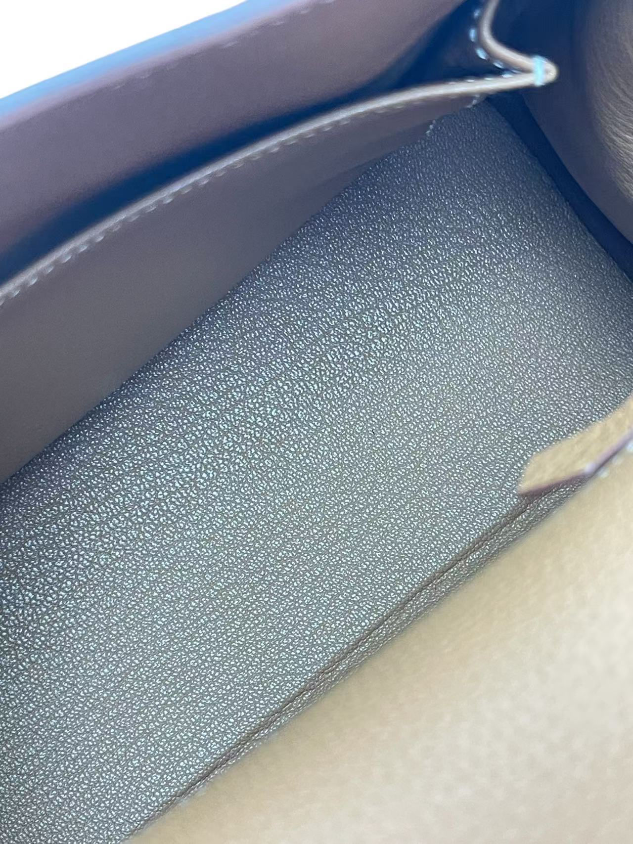 HERMES - Birkin 25 Gold Togo Gold Hardware 