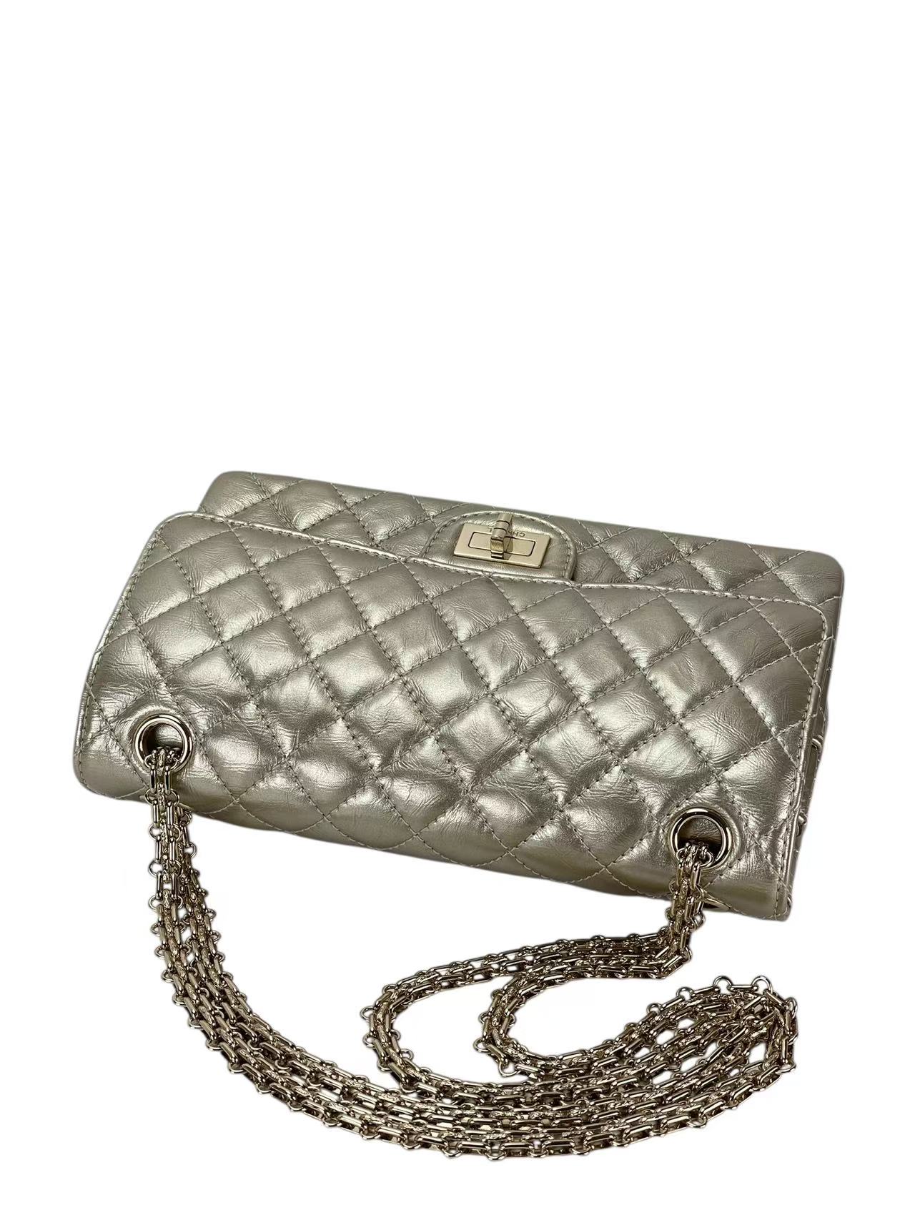 CHANEL - 2.55 Reissue 227 Flap Light Gold Lambskin Gold Hardware