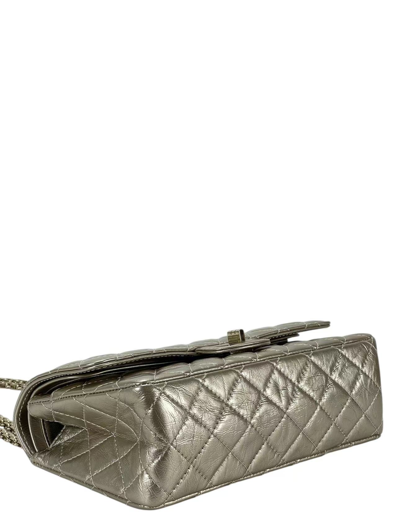 CHANEL - 2.55 Reissue 227 Flap Light Gold Lambskin Gold Hardware