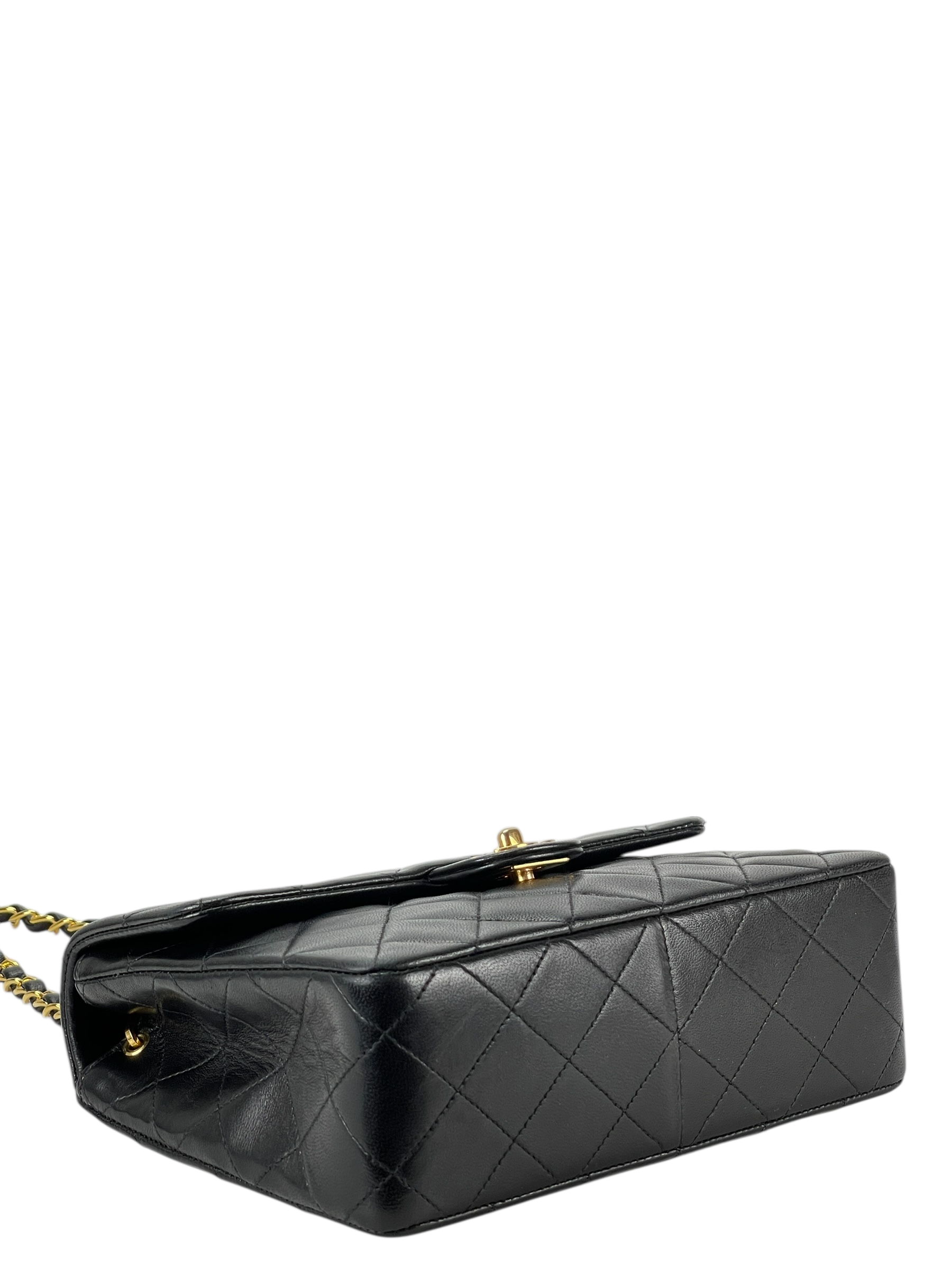 CHANEL - Mini Matlasse 20 Lambskin Single Flap Single Chain Bag Black Gold Hardware