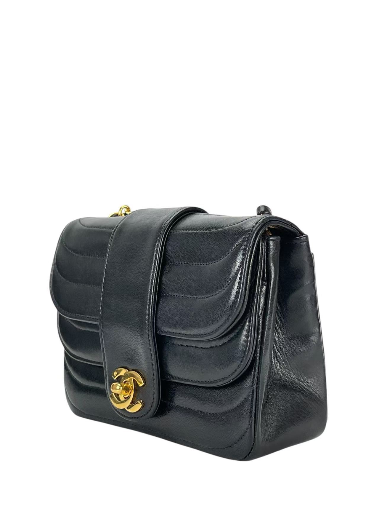 CHANEL - Vintage Black Single Flap Bag Gold Hardware