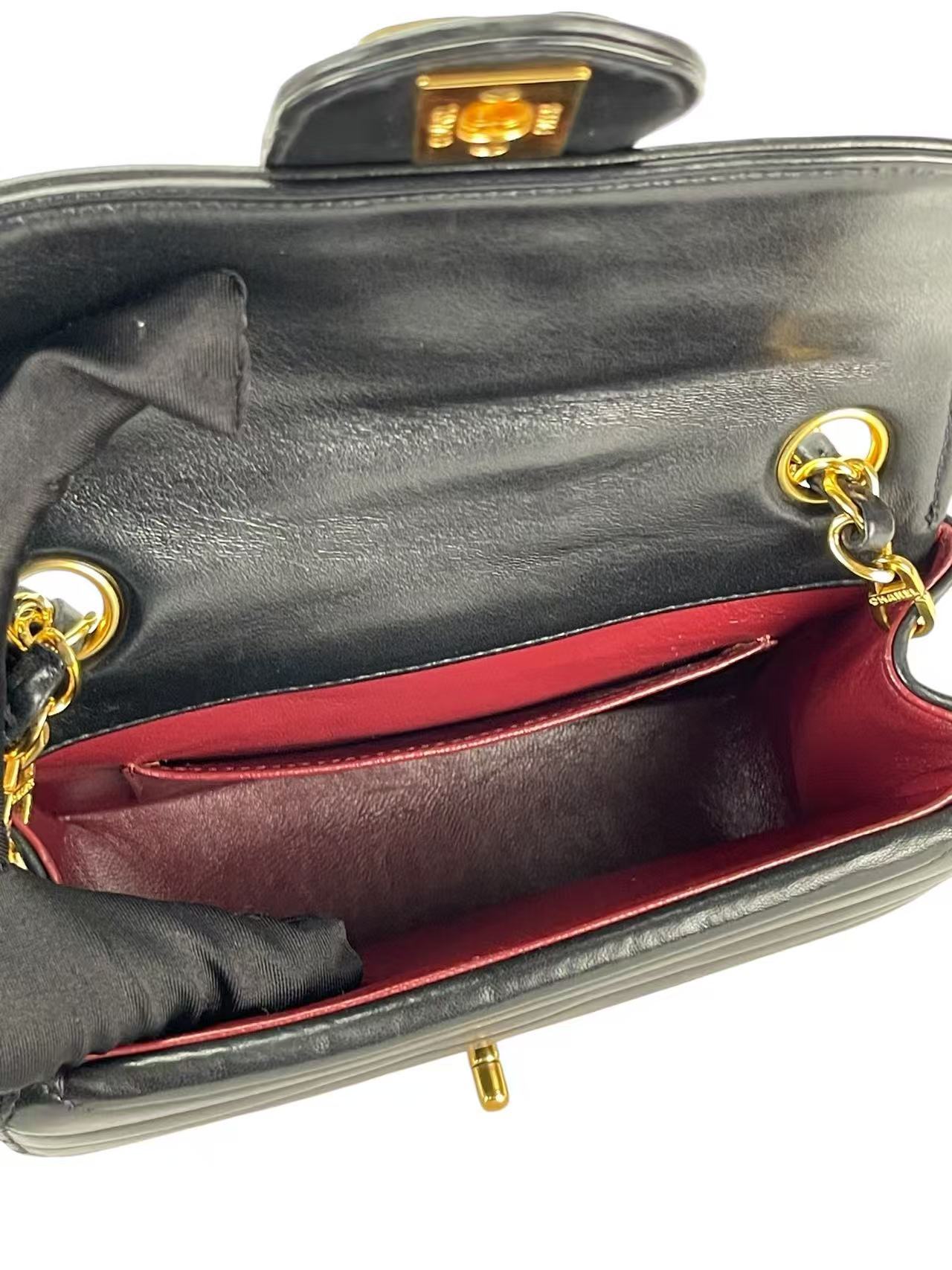 CHANEL - Vintage Black Single Flap Bag Gold Hardware