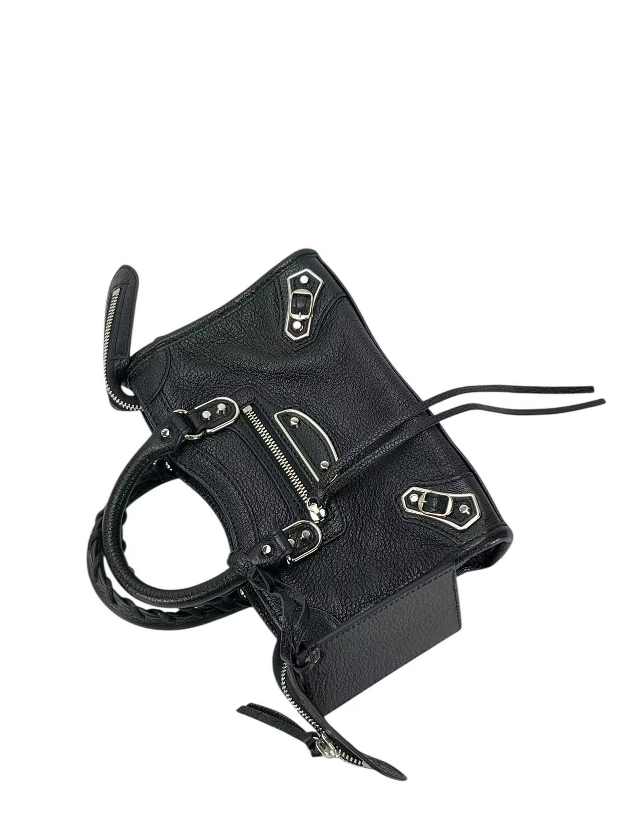 BALENCIAGA - Black Calfskin Classic City 2way Bag Sliver Hardware