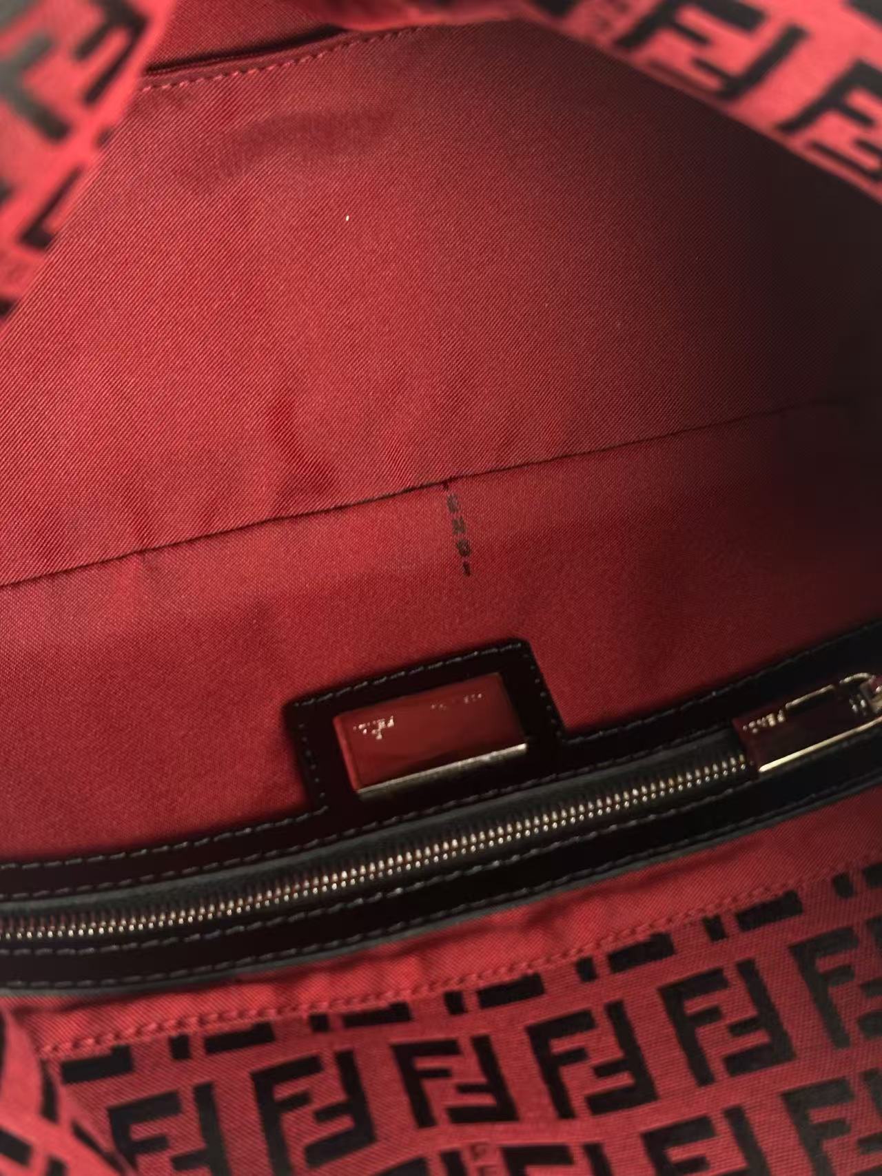 FENDI - Red Canvas Zucca Baguette Handbag Silver Hardware