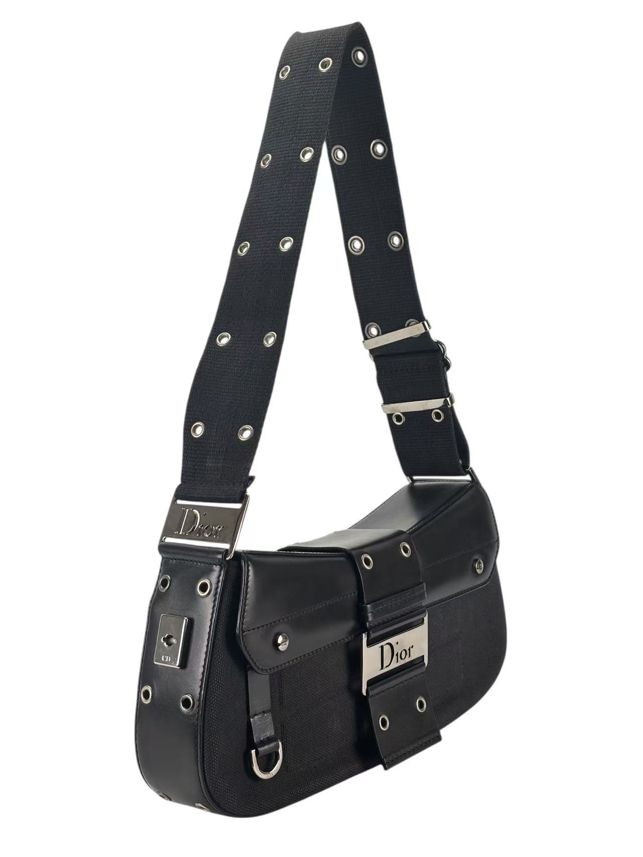 CHRISTIAN DIOR - 2002 Black Trotter Street Chic Shoulder Bag