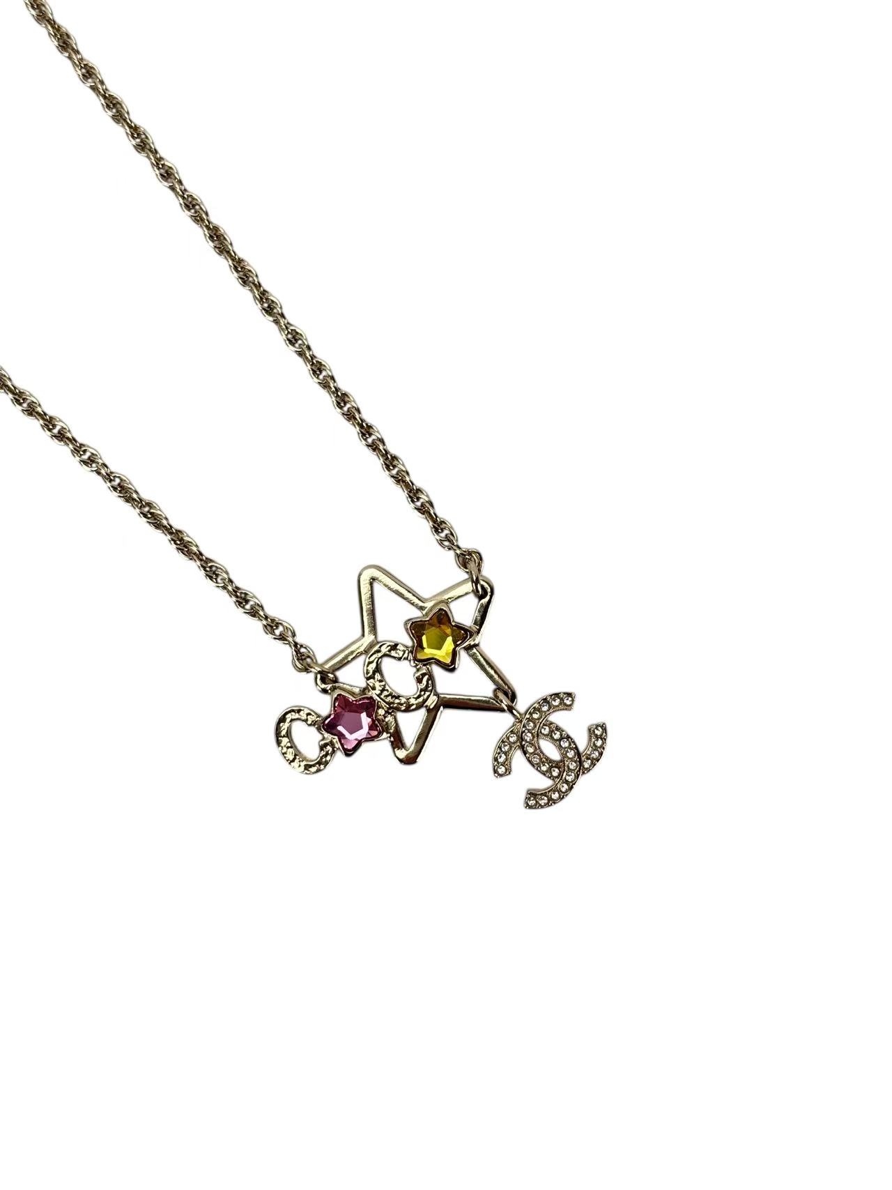 CHANEL - 25P Gold Rhinestone Star CC logo Necklace