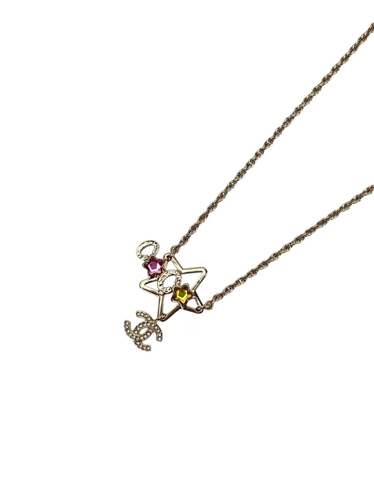 CHANEL - 25P Gold Rhinestone Star CC logo Necklace