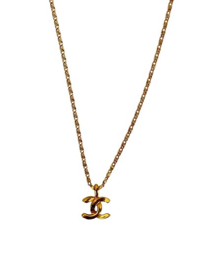 CHANEL - Gold CC Logo Pendant Necklace(1982)