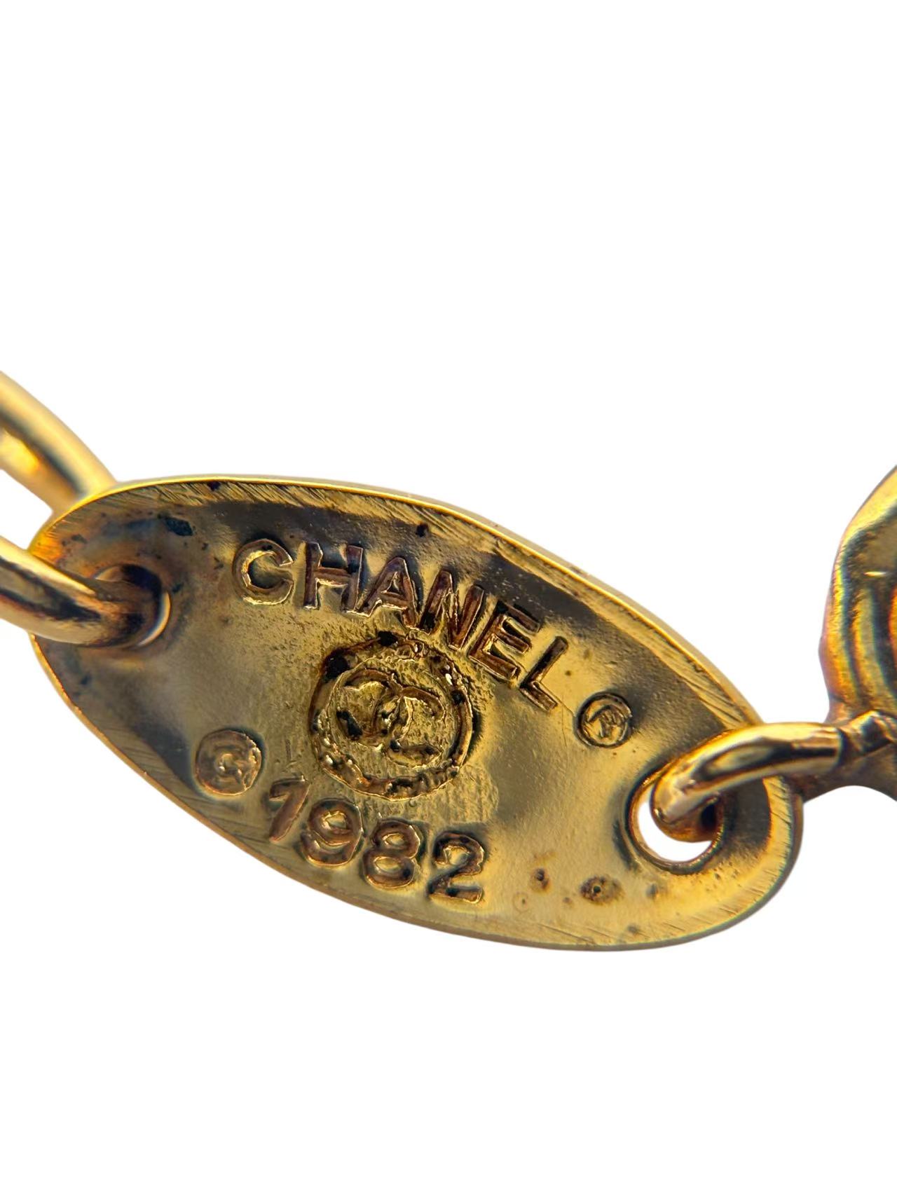 CHANEL - Gold CC Logo Pendant Necklace(1982)