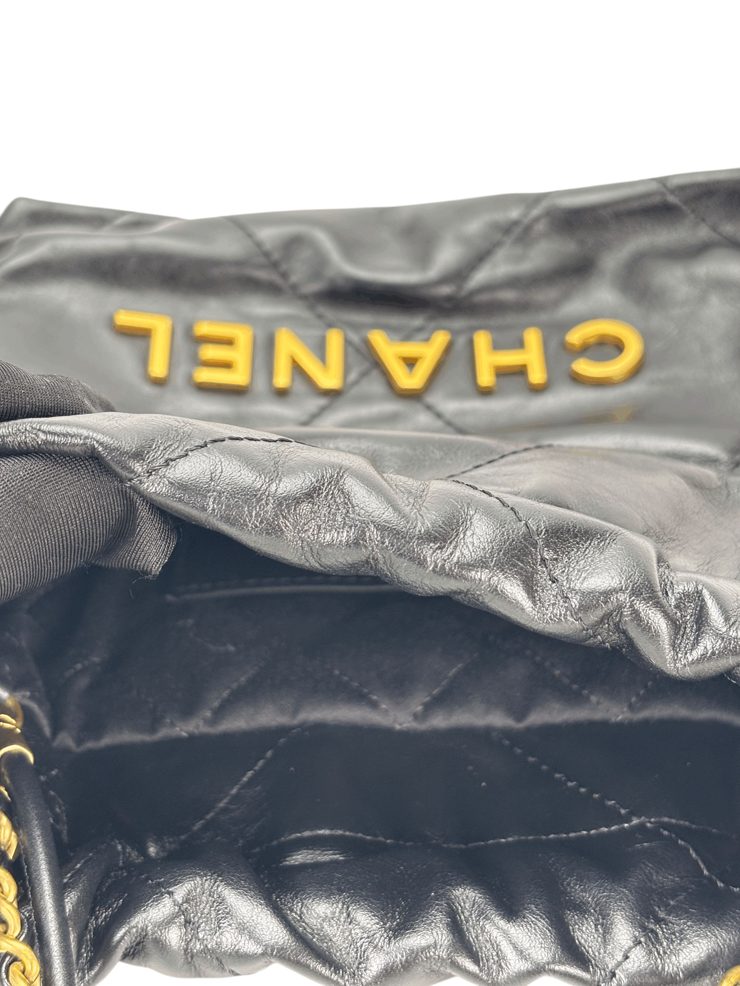 CHANEL - 22 Mini Bag Black Calfskin Gold Hardware