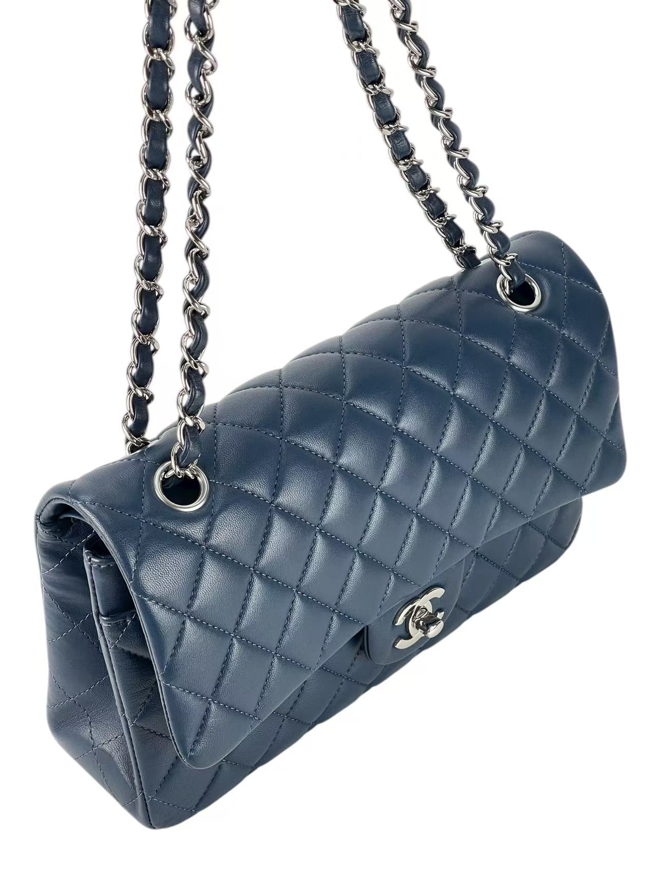 CHANEL - Medium Classic Double Flap Bag Dark Blue Lambskin Sliver Hardware (CF25)