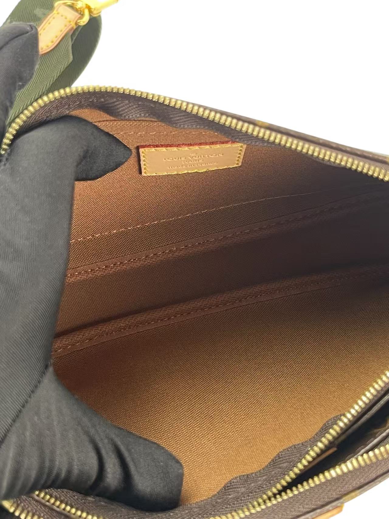 LOUIS VUITTON - Multi Pochette Accessoires Monogram Canvas 