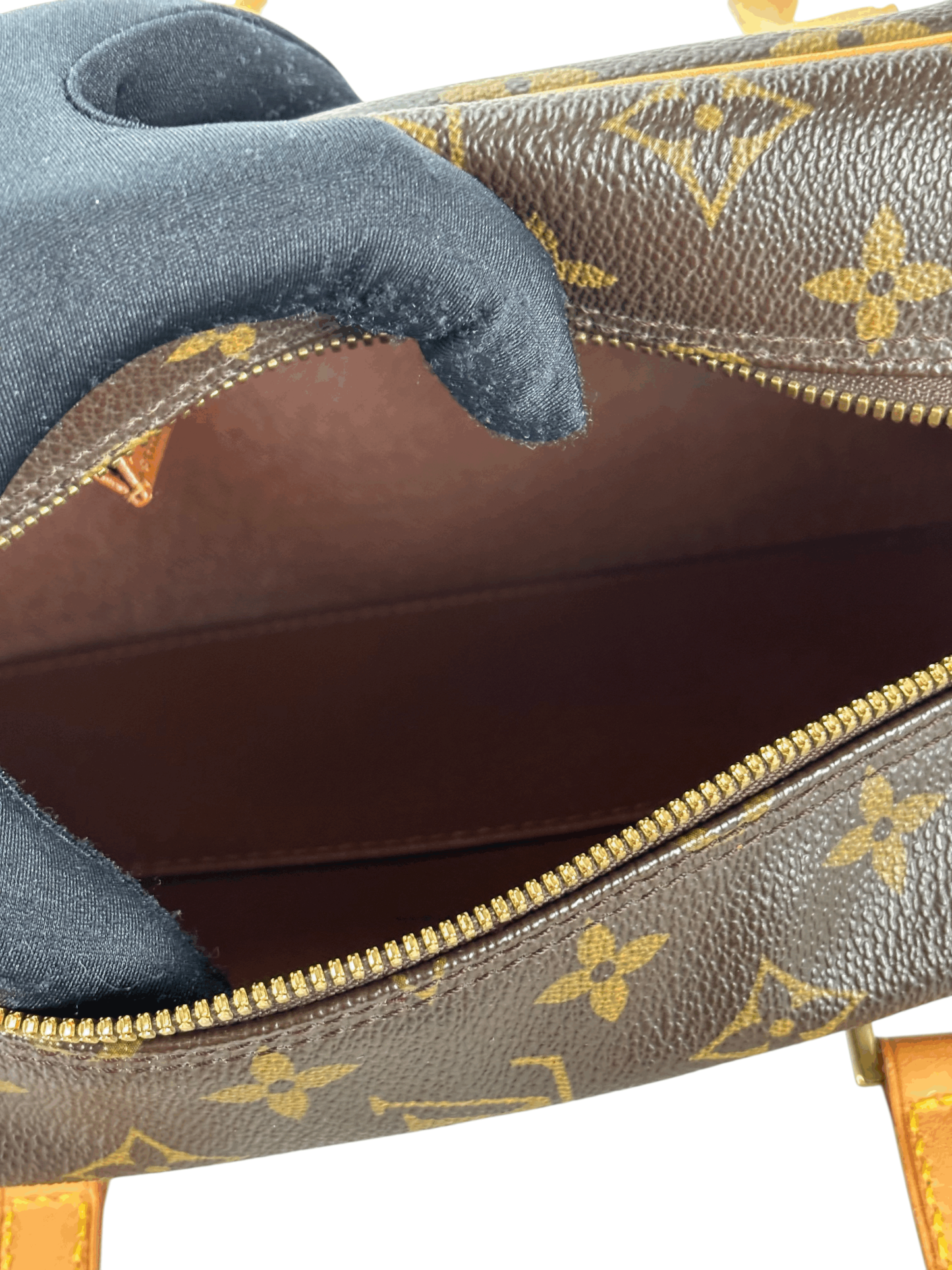 LOUIS VUITTON - Canvas Monogram Cite MM Shoulder Bag 