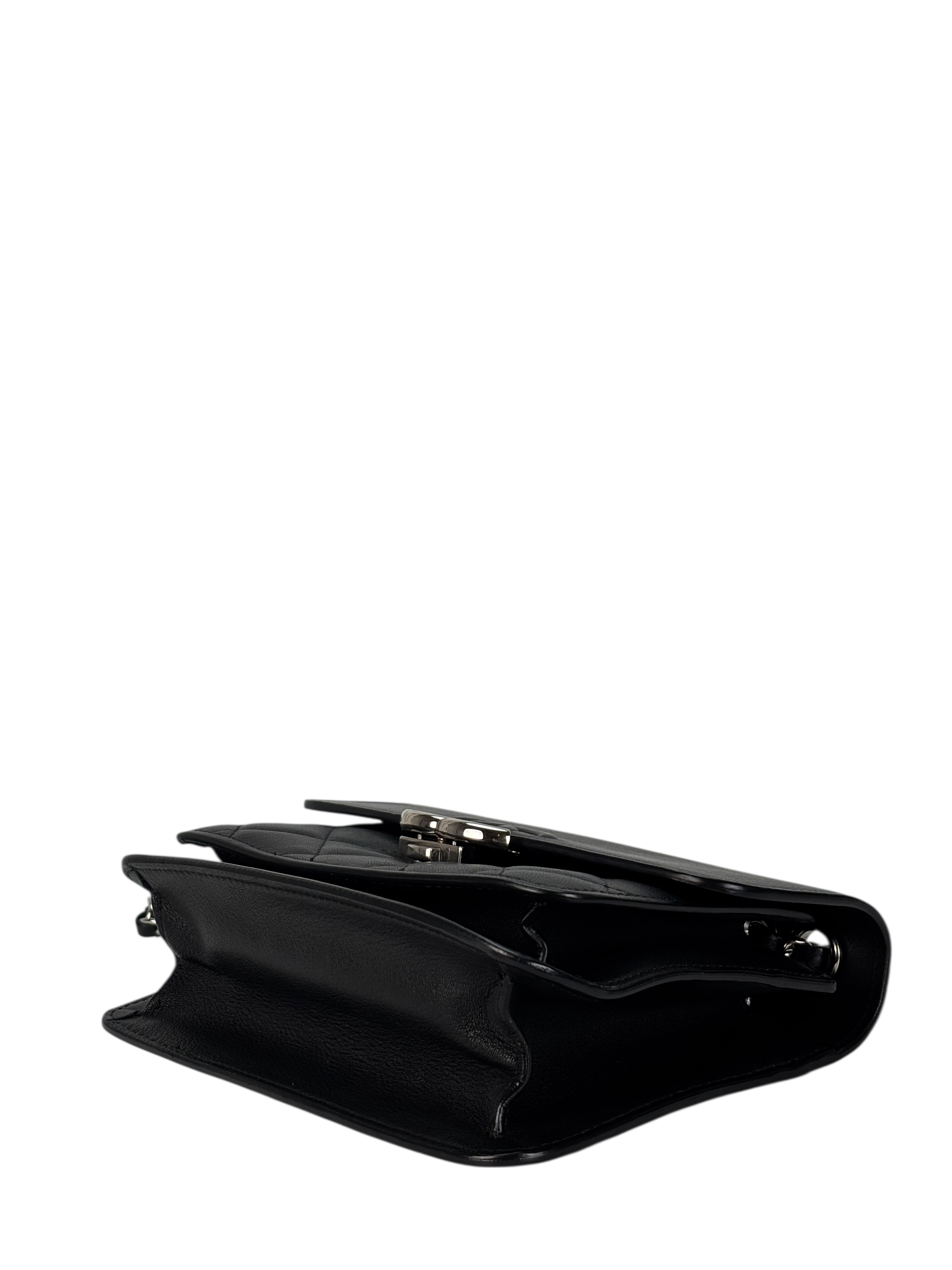 CHANEL - Black Calfskin Mini CC Box Flap Grained Bag