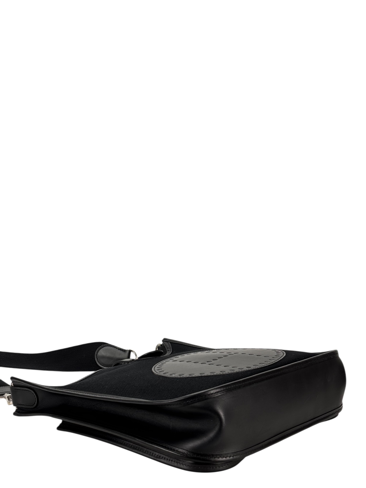 HERMES - Evelyne PM Evelyne 29 Canvas Palladium Hardware