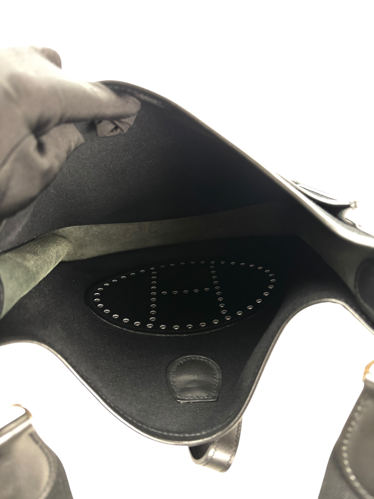 HERMES - Evelyne PM Evelyne 29 Canvas Palladium Hardware