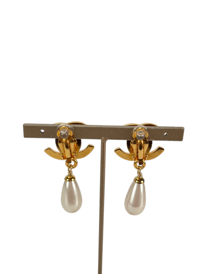 CHANEL - 96A Gold Pearl  Coco Mark Turnlock Teardrop Earrings
