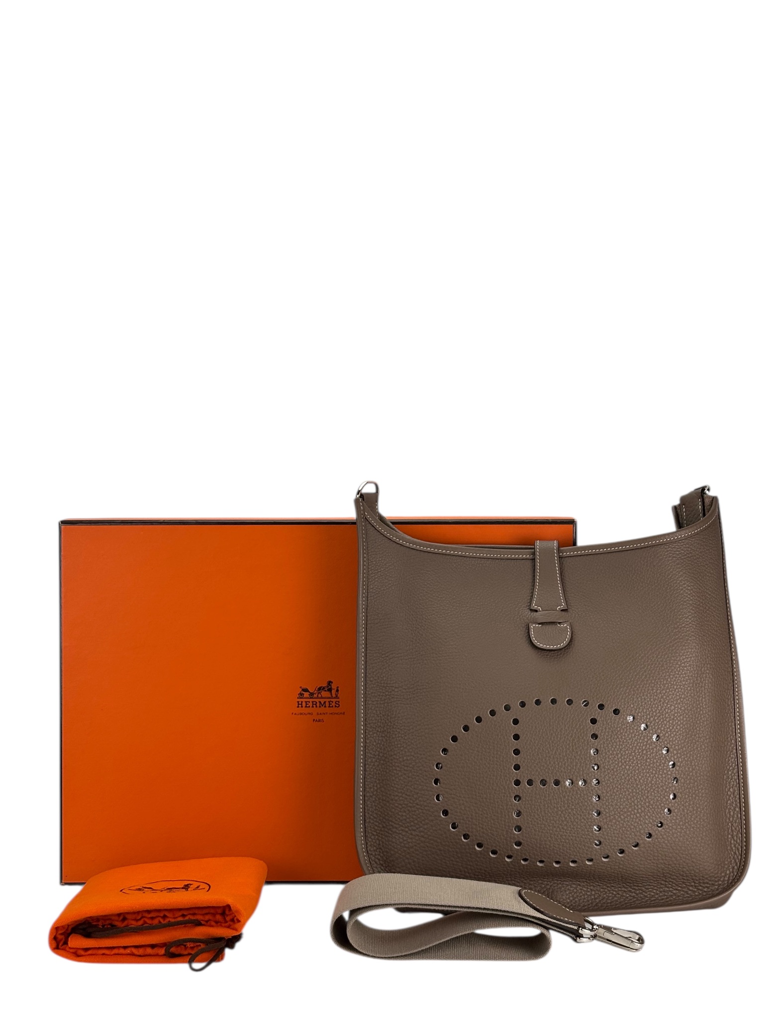 HERMES - Evelyne PM Evelyne 33 Etoupe Clemence Palladium Hardware