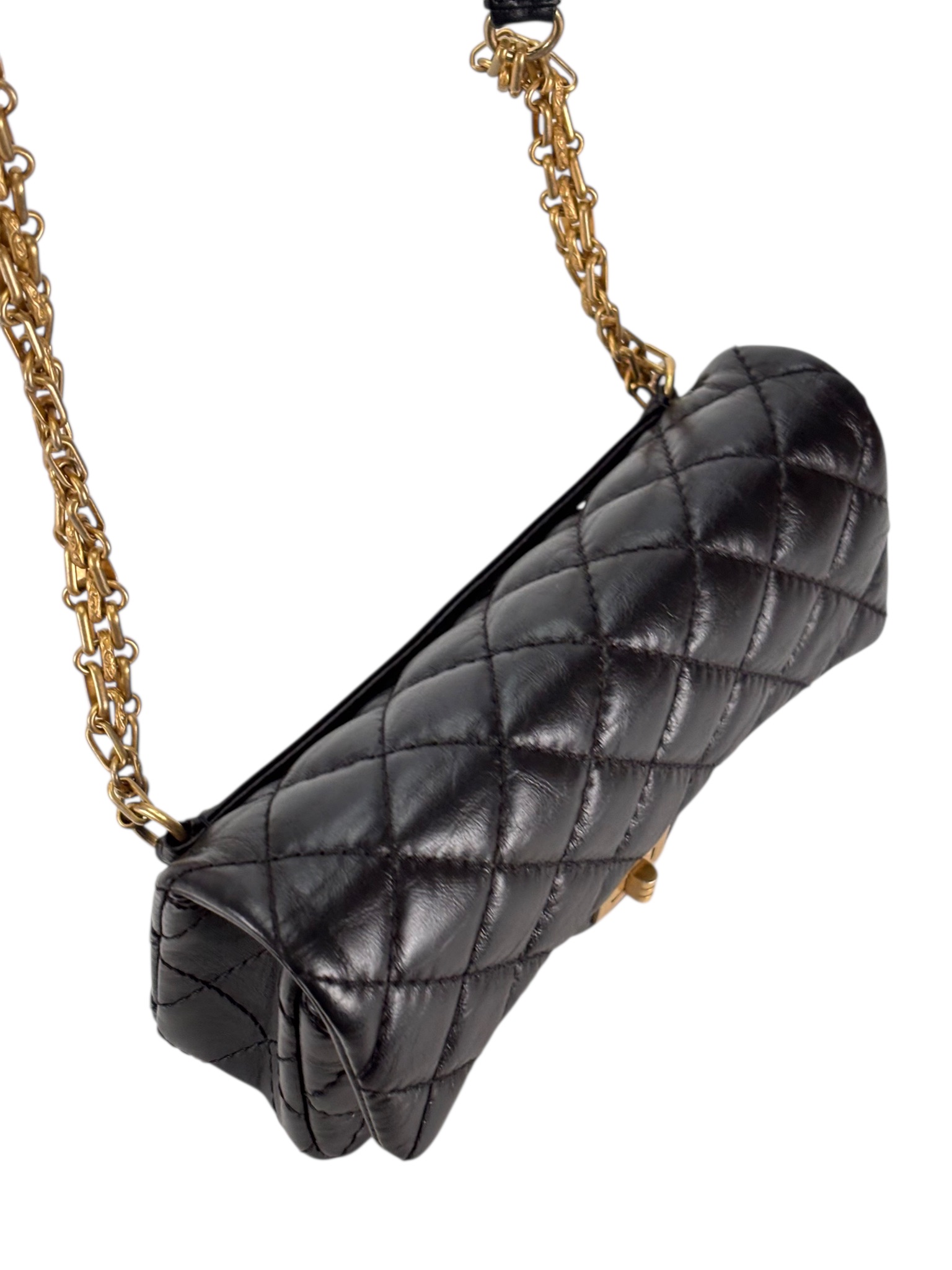 CHANEL - 2.55 Reissue Black Calfskin Belt Bag Quilted Aged