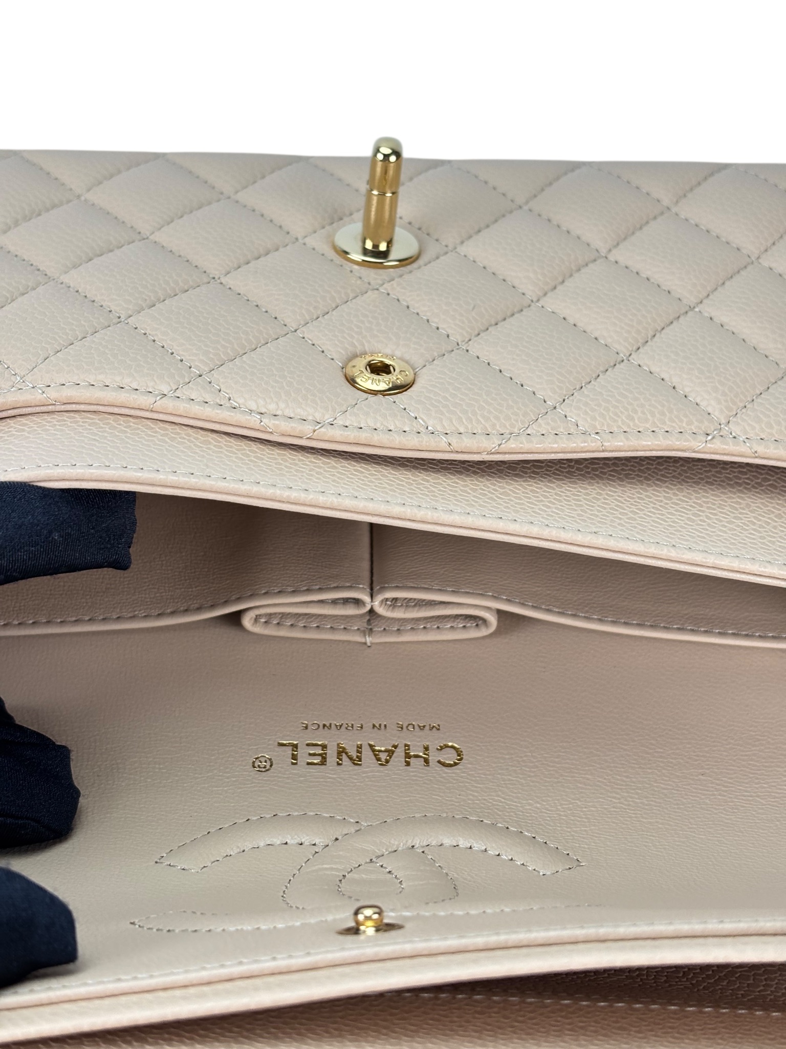 CHANEL - Medium Classic Double Flap Bag Caviar Lambskin Gold Hardware (CF25) 