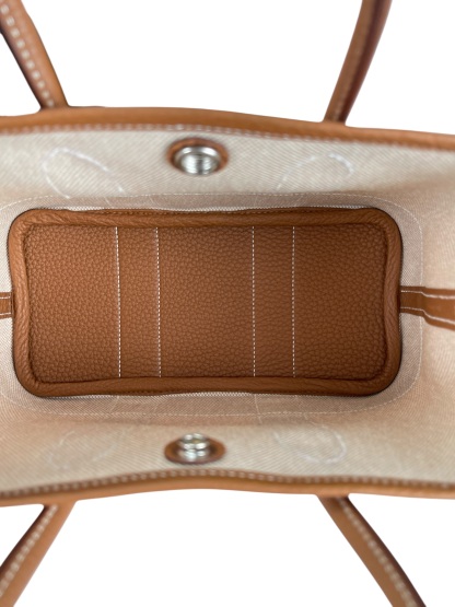 HERMES - Garden Party 23 Gold Toile Neo Handbag