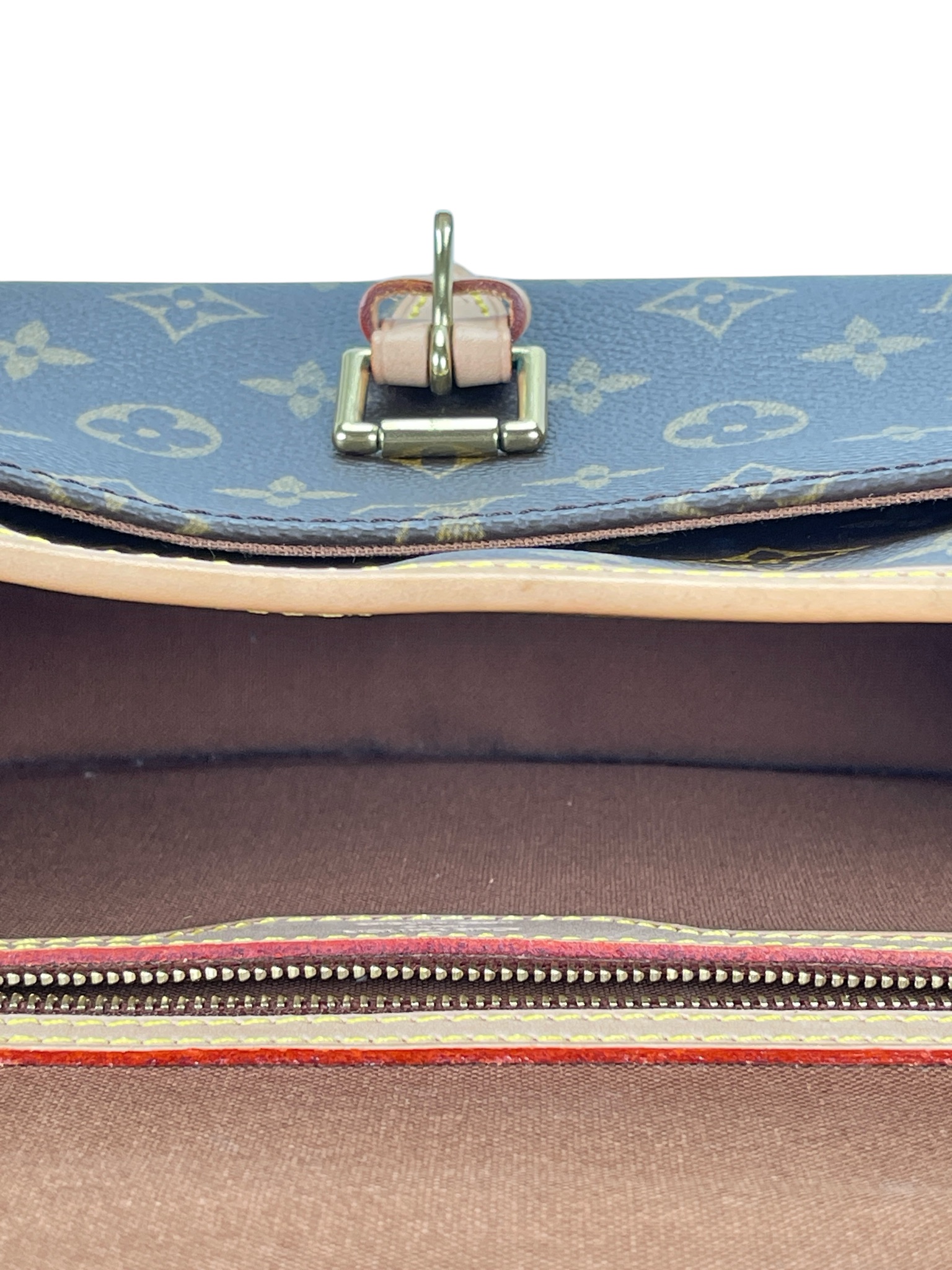 LOUIS VUITTON - Sologne Crossbody Shoulder Bag Monogram – Camellia