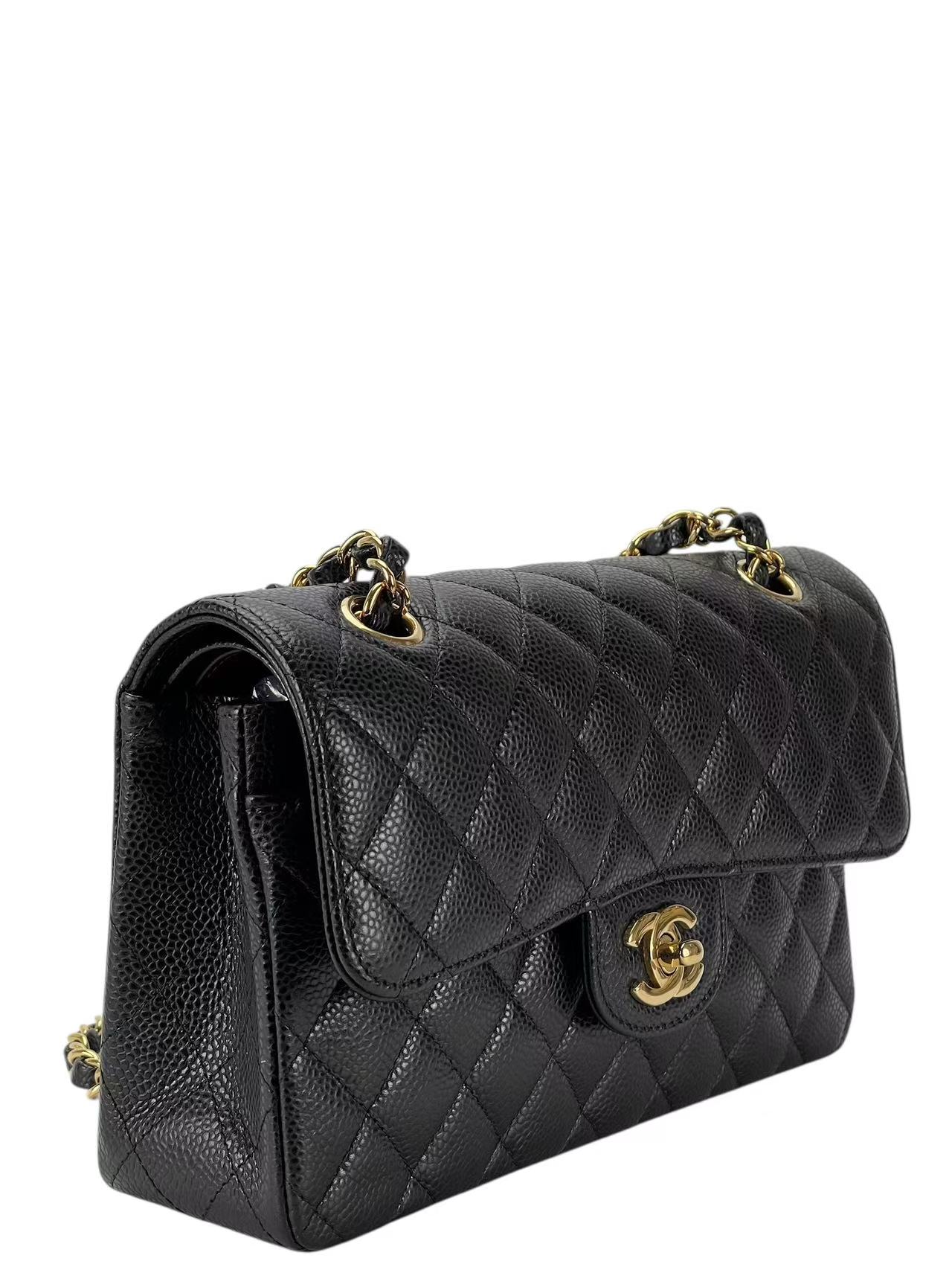 CHANEL - Medium Classic Double Flap Bag Black Caviar Gold Hardware (CF25)