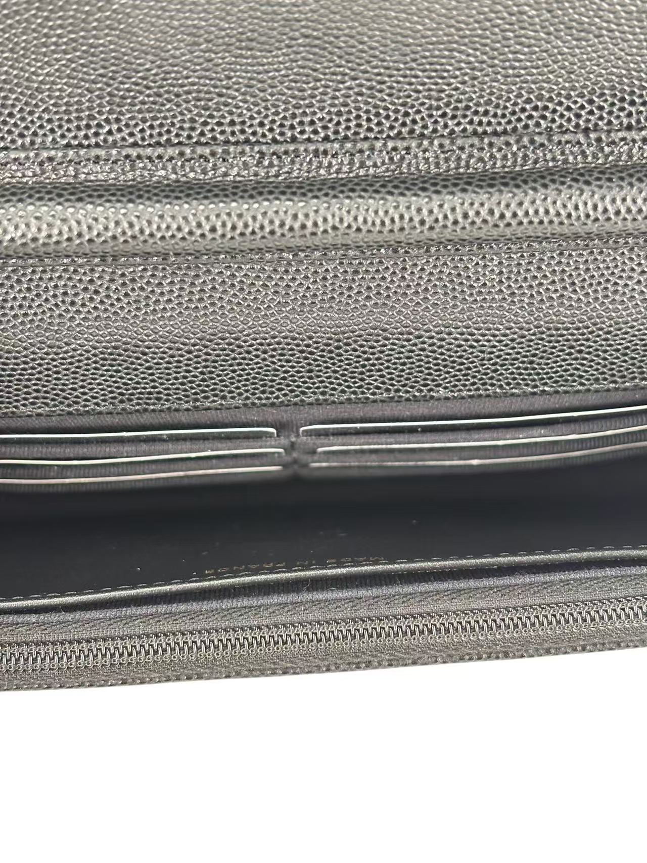 CHANEL - Black Caviar 19 Quilted Cruise Heart Wallet On Chain (WOC)