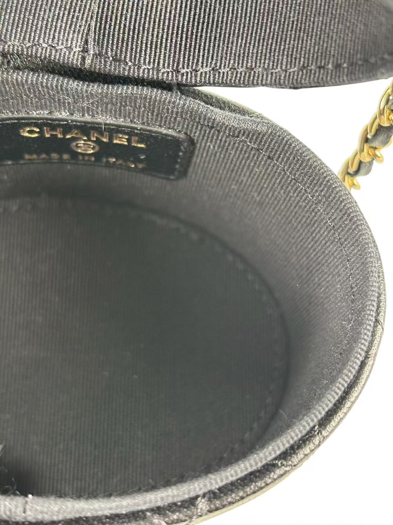 CHANEL - Black Lambskin Quilted Mini Round Vanity Case Chain Bag