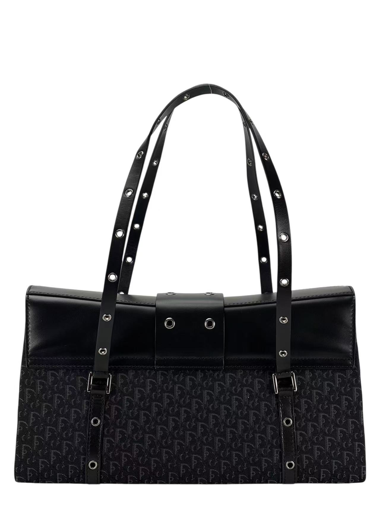 CHRISTIAN DIOR - Monogram Street Chic Shoulder Bag Black