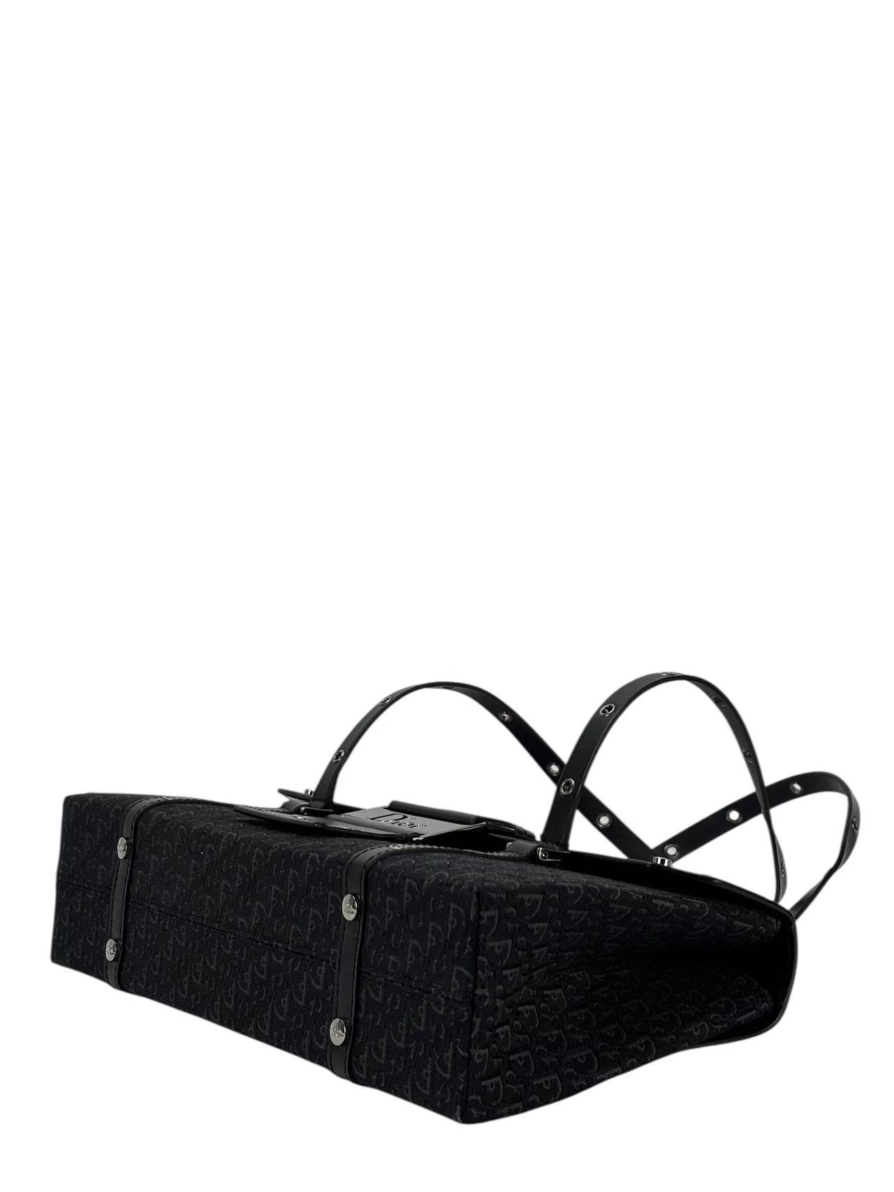 CHRISTIAN DIOR - Monogram Street Chic Shoulder Bag Black