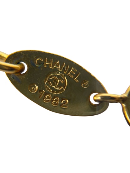CHANEL - Gold CC logo Metal Necklace