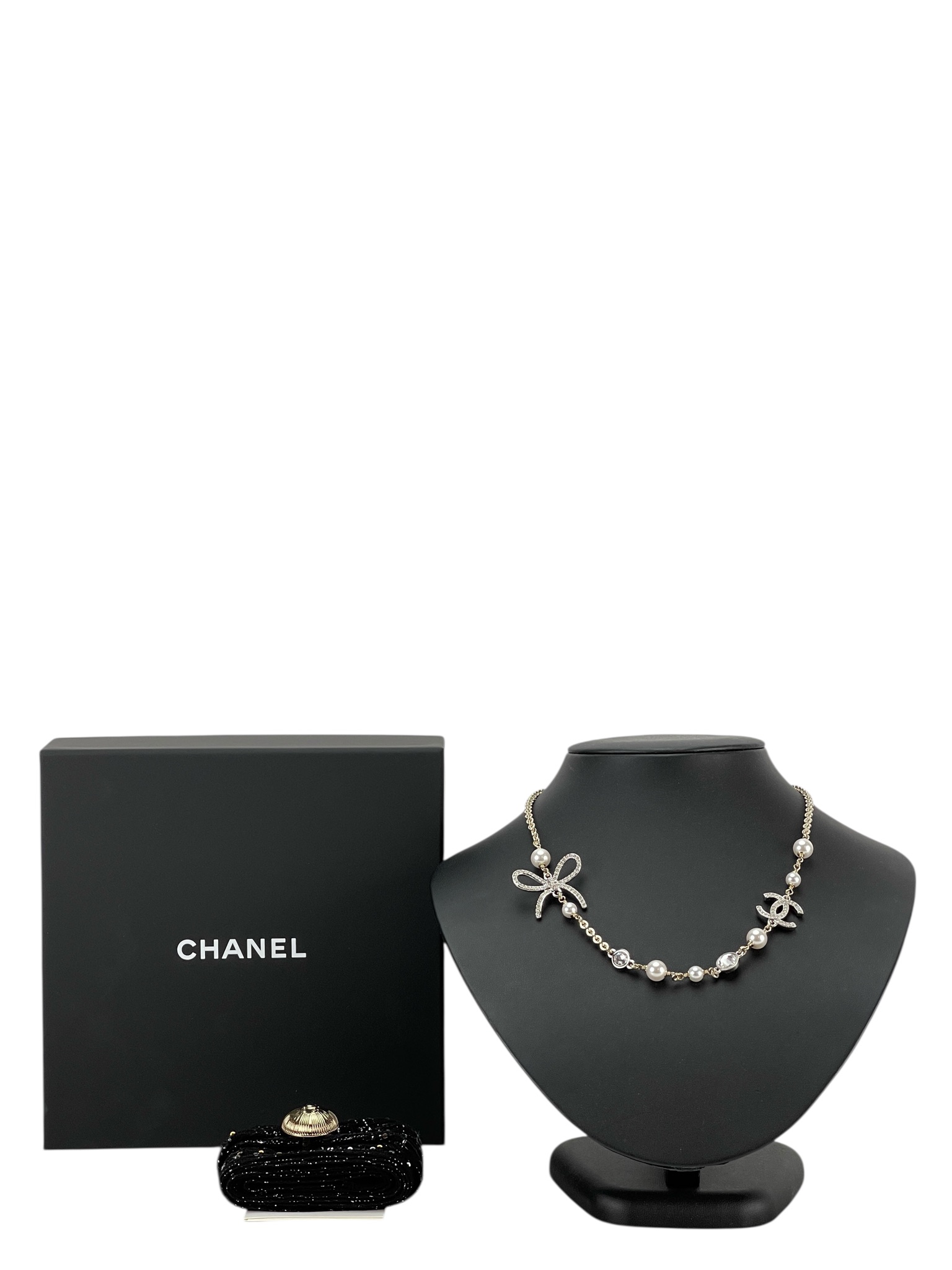 CHANEL - 25K Gold CC Bow Pearl Rhinestone Necklace