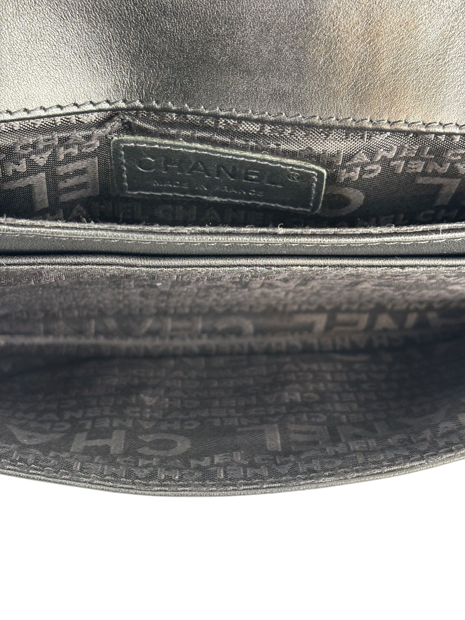 CHANEL - Black Calfskin Giant Reissue Flap Shoulder Bag