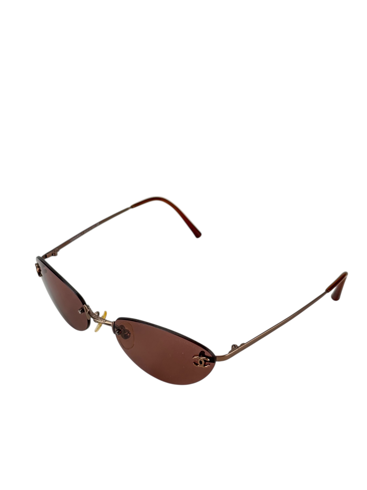 CHANEL - Rimless Double C Iridescent Oval Sunglasses in BROWN