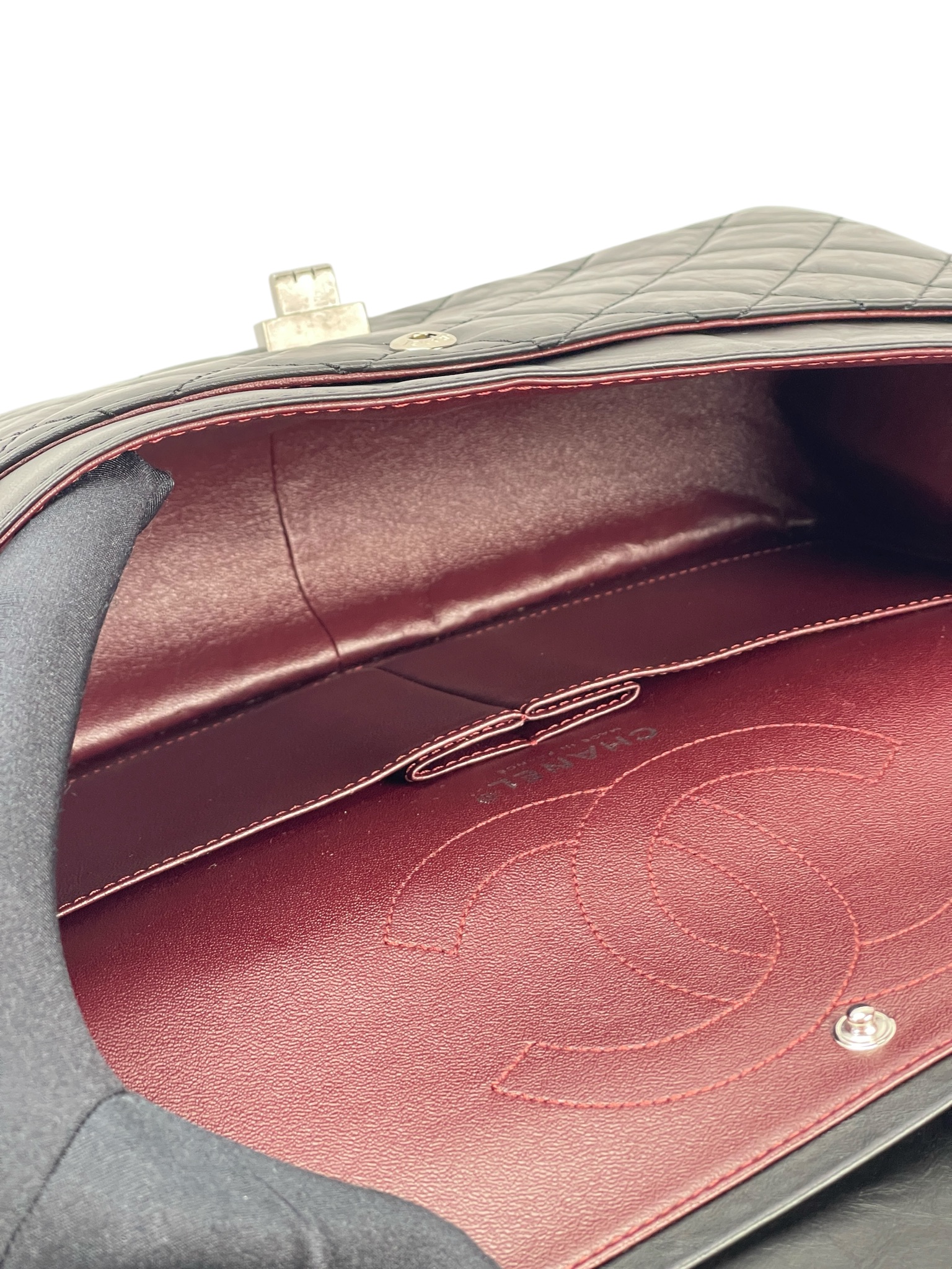 CHANEL - 2.55 Reissue 227 Flap Black Calfskin Quilted Ruthenium Hardware