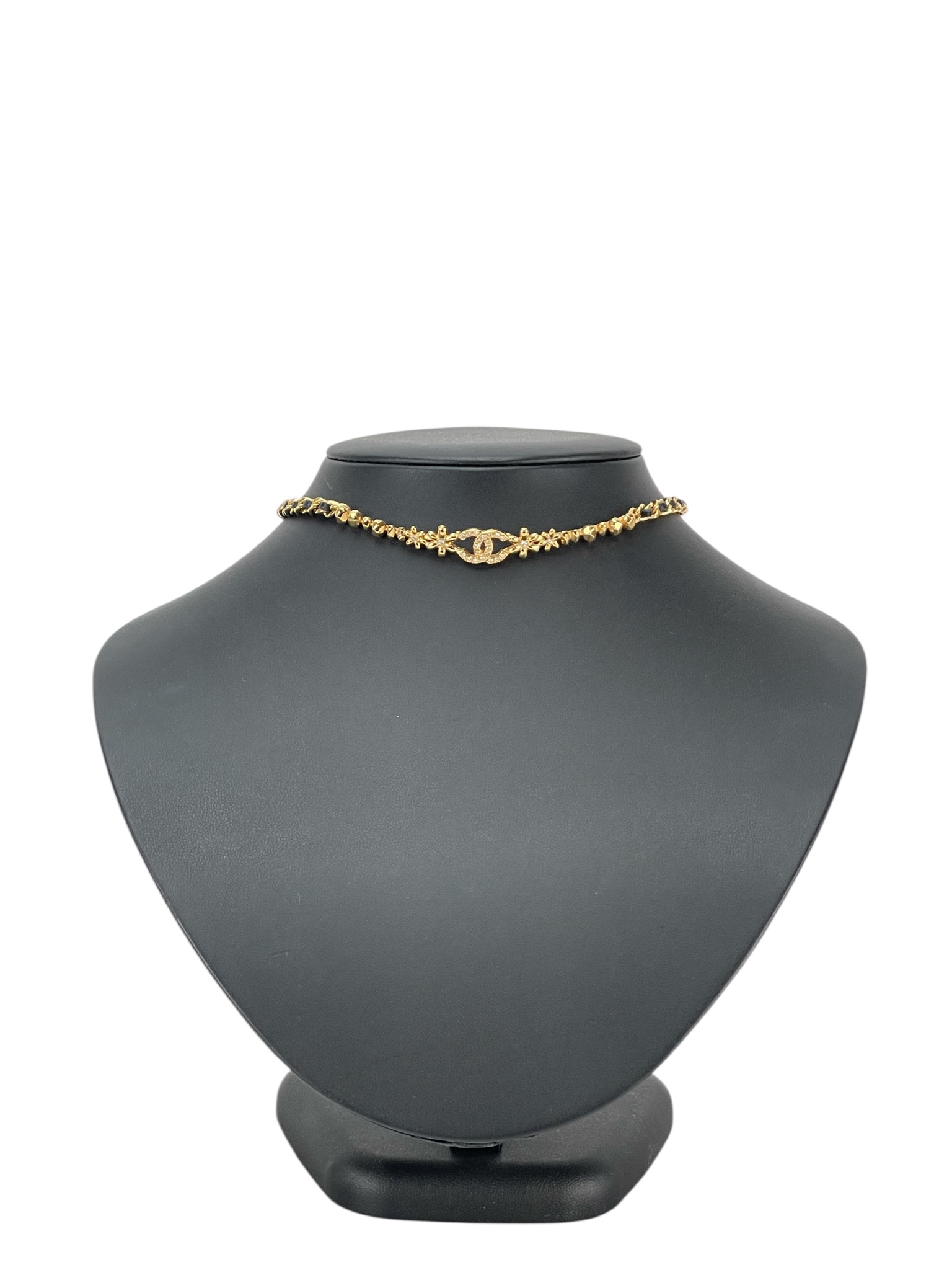 CHANEL - 23A Gold Flower Motif Choker
