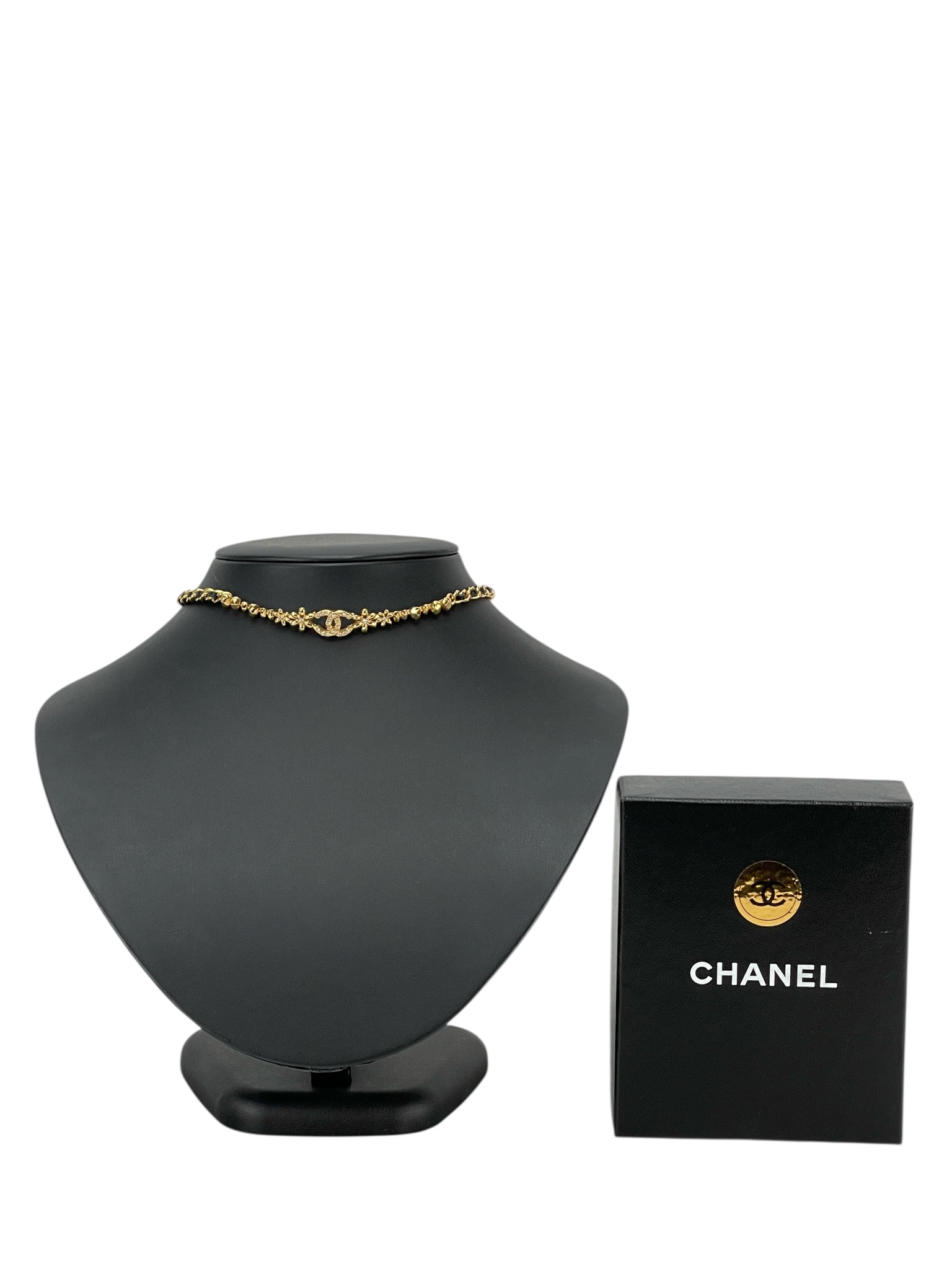 CHANEL - 23A Gold Flower Motif Choker