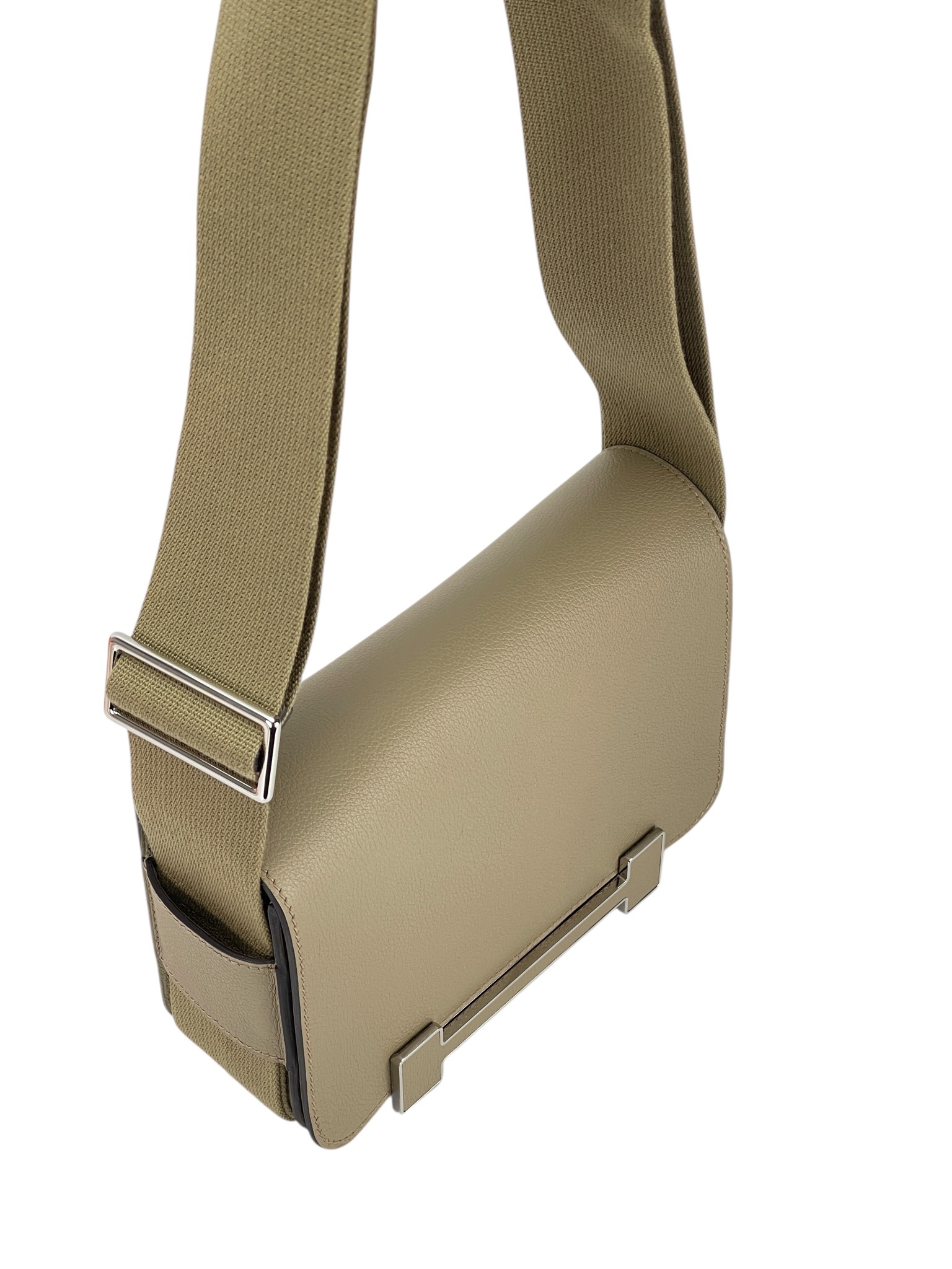 HERMES - Geta Evercolor 8Q Silver Hardware