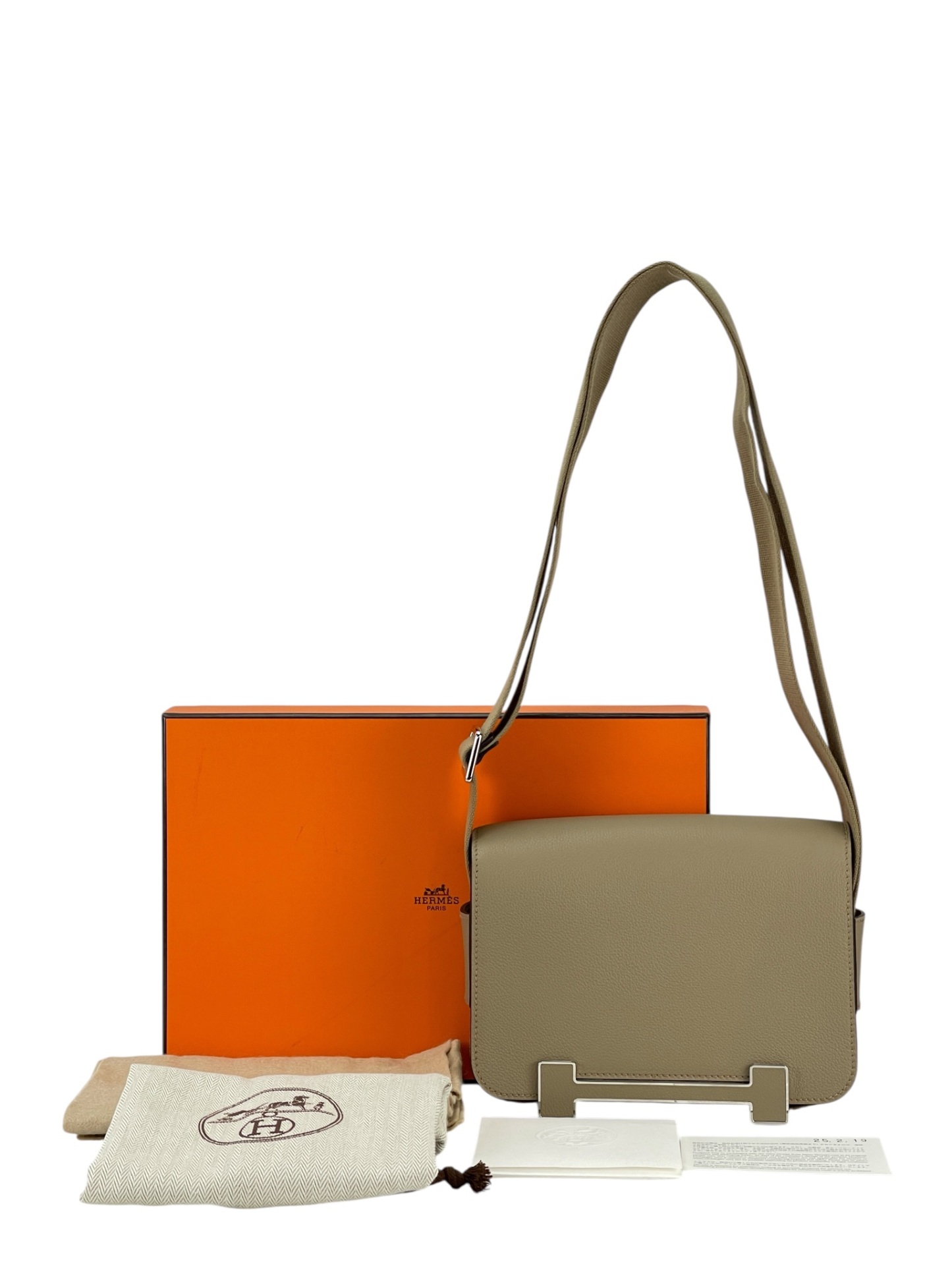 HERMES - Geta Evercolor 8Q Silver Hardware