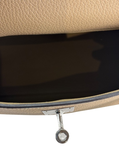 HERMES - Kelly 28 S2 Trench Togo Palladium Hardware