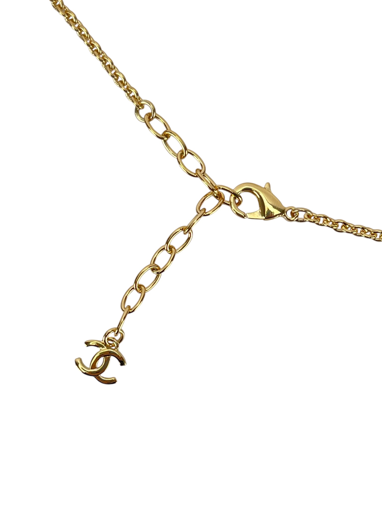 CHANEL - 26P Red Gold Heart CC Pendant Necklace